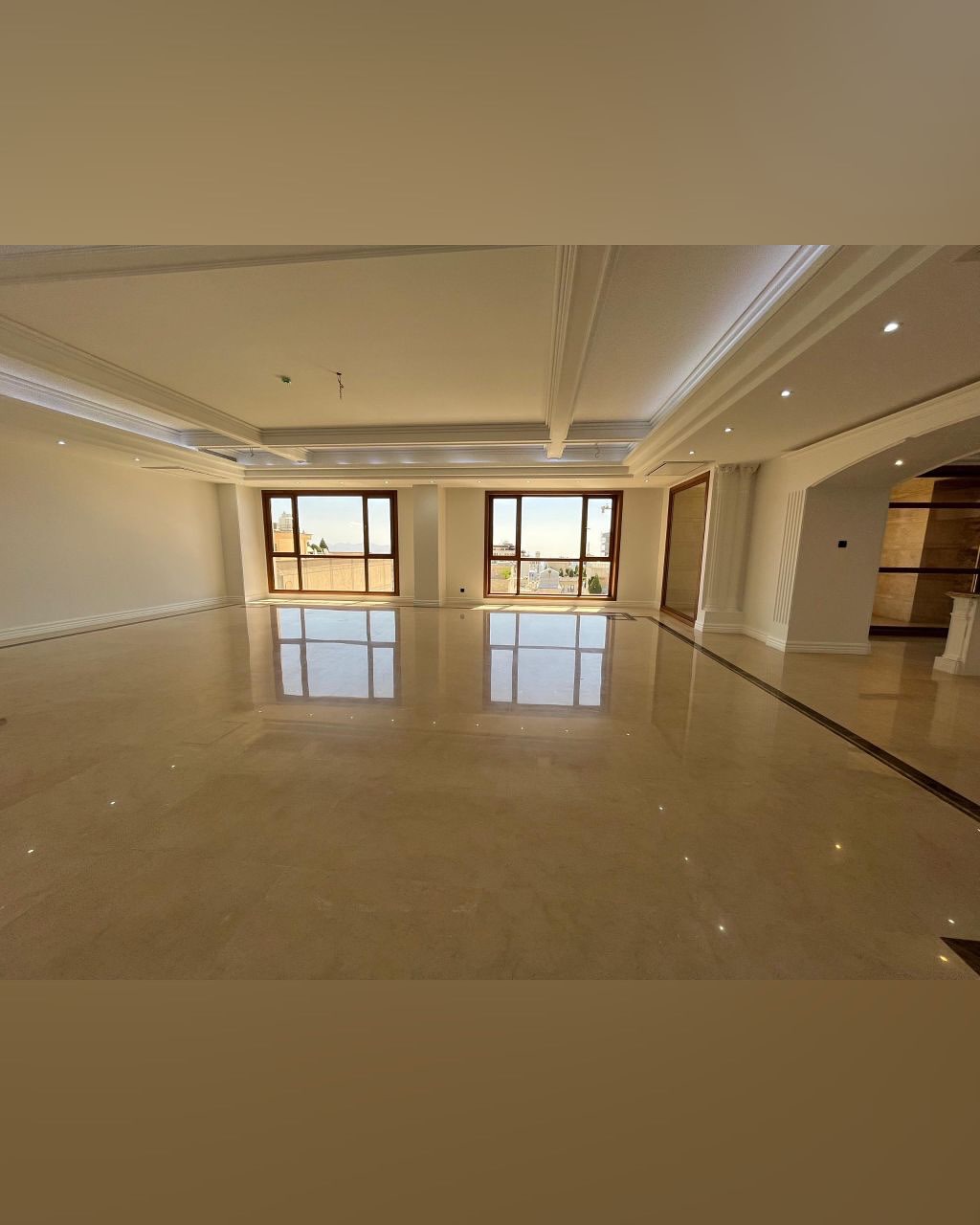 فروش آپارتمان 350متر فرمانیه چهارمستر
