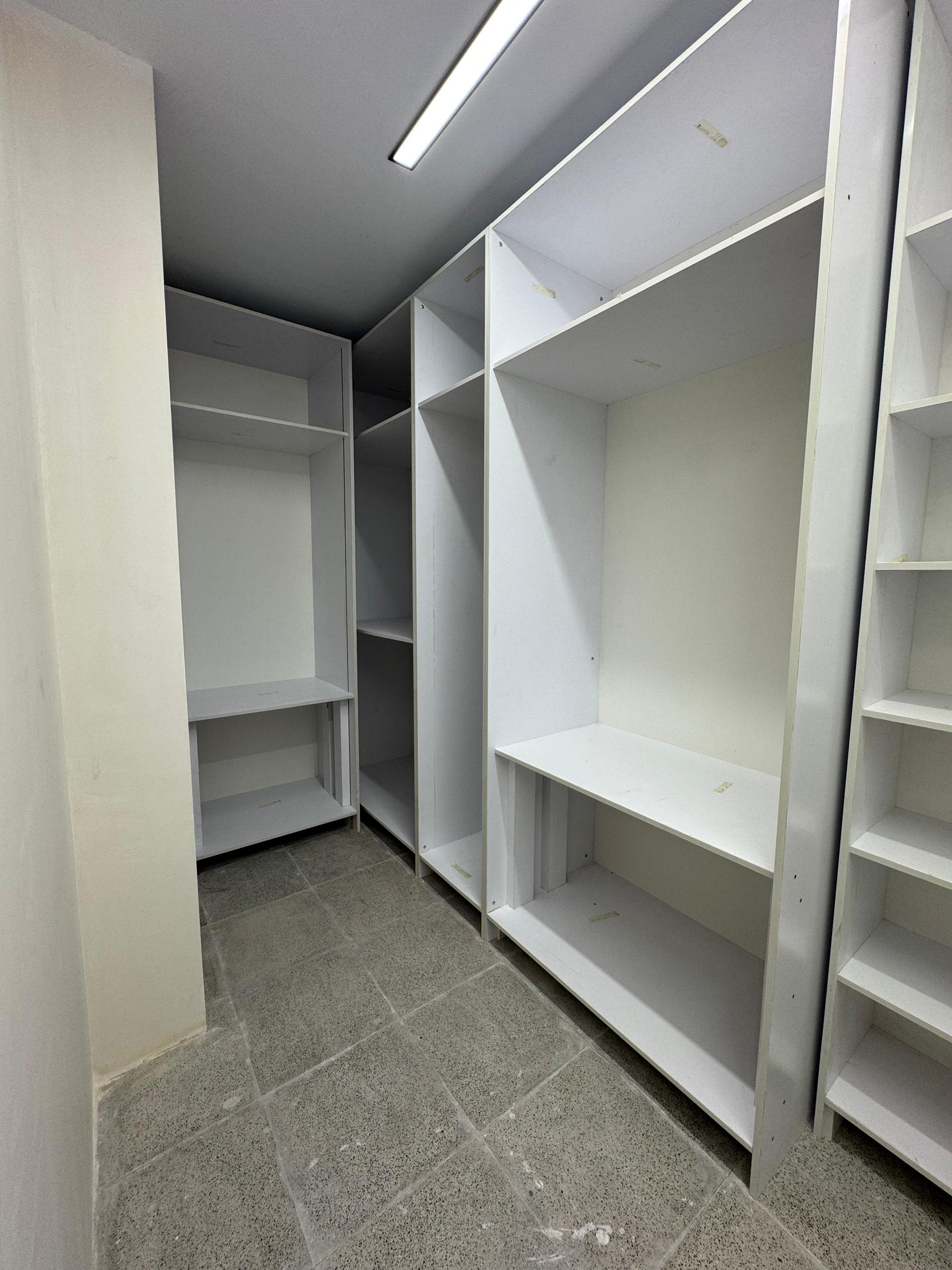 فروش آپارتمان 250 متر 3 خواب فرمانیه سنبل