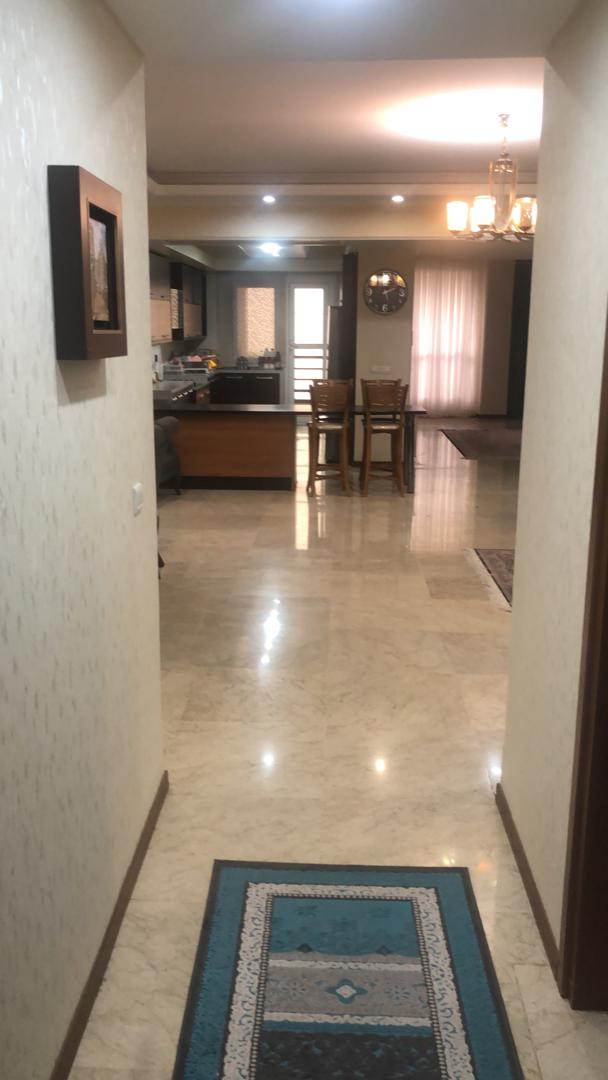 اجاره اپارتمان 200 متری فرمانیه