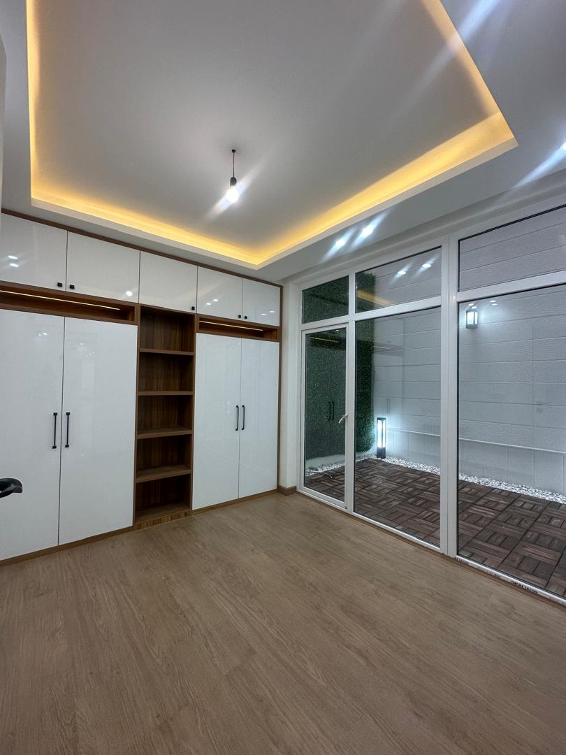 فروش آپارتمان 126 متر آجودانیه