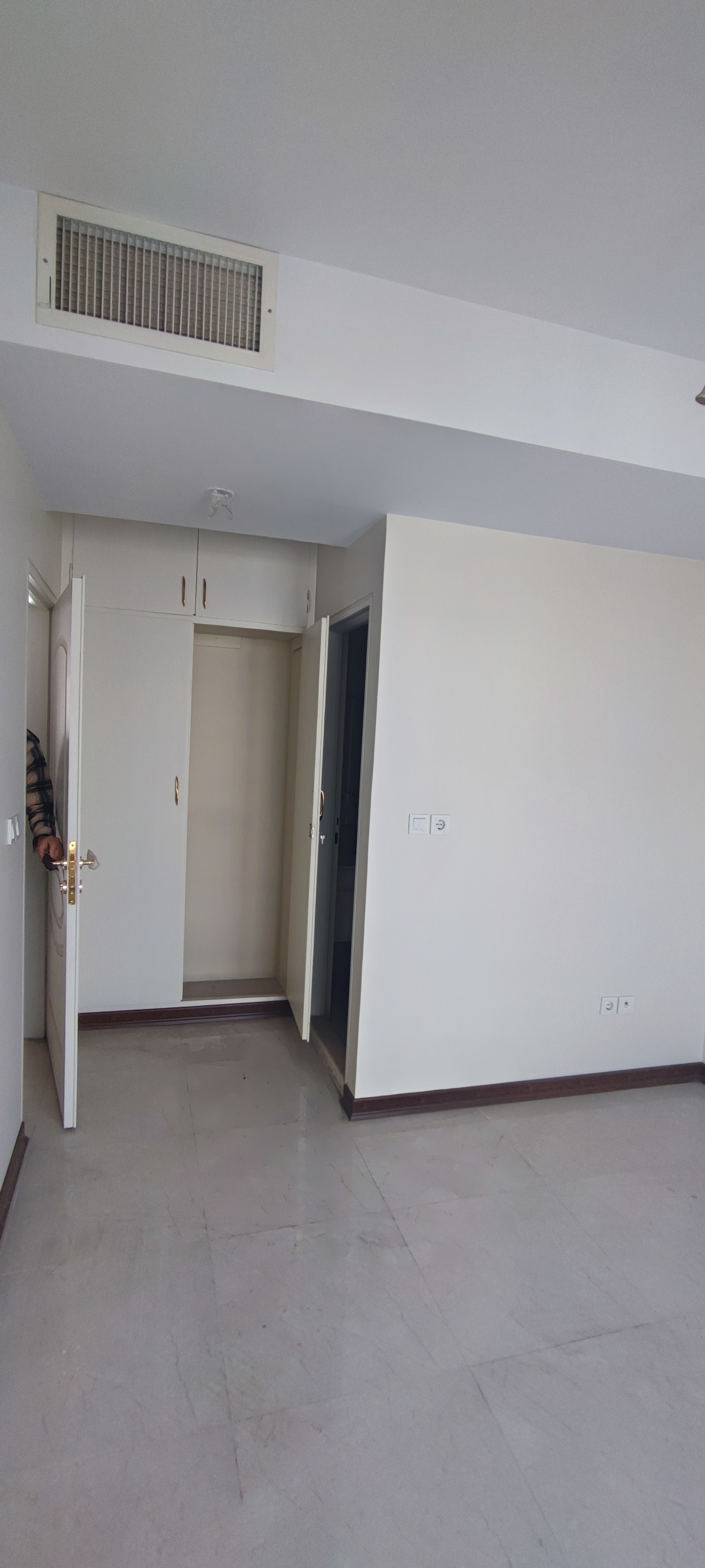 فروش آپارتمان 130 متر نارمک 3 خوابه