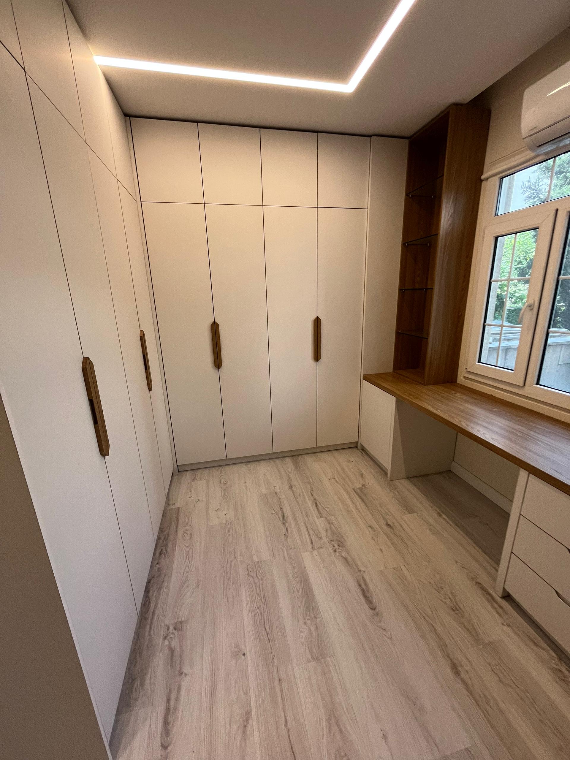 اجاره آپارتمان 110متر هروی فول امکانات