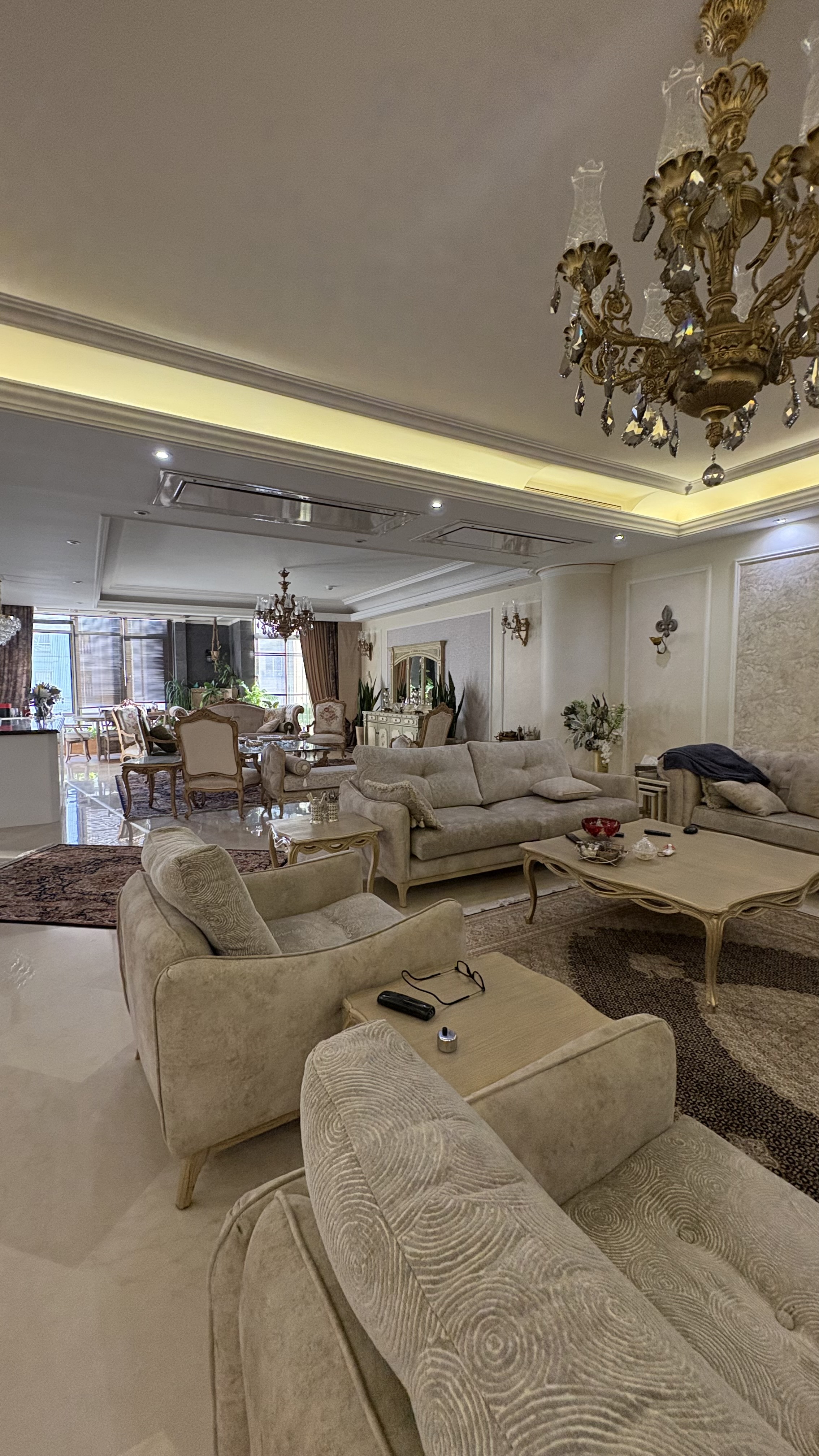 فروش آپارتمان 280 متر سنبل برج باغ