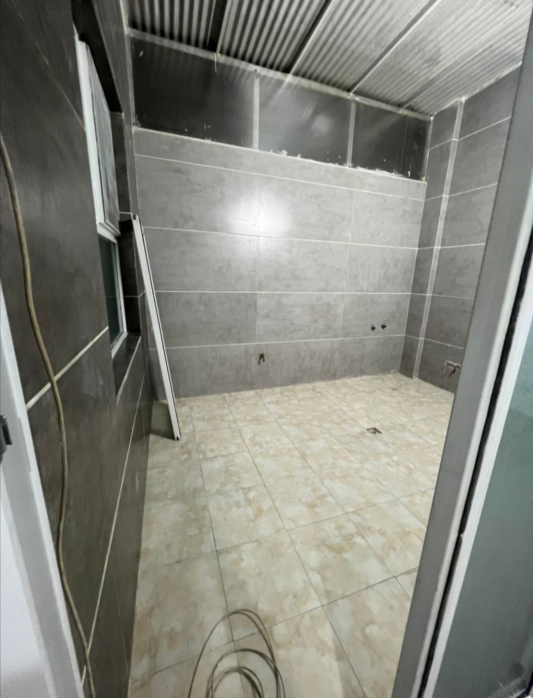 اجاره اپارتمان 110 متر دردشت فول امکانات