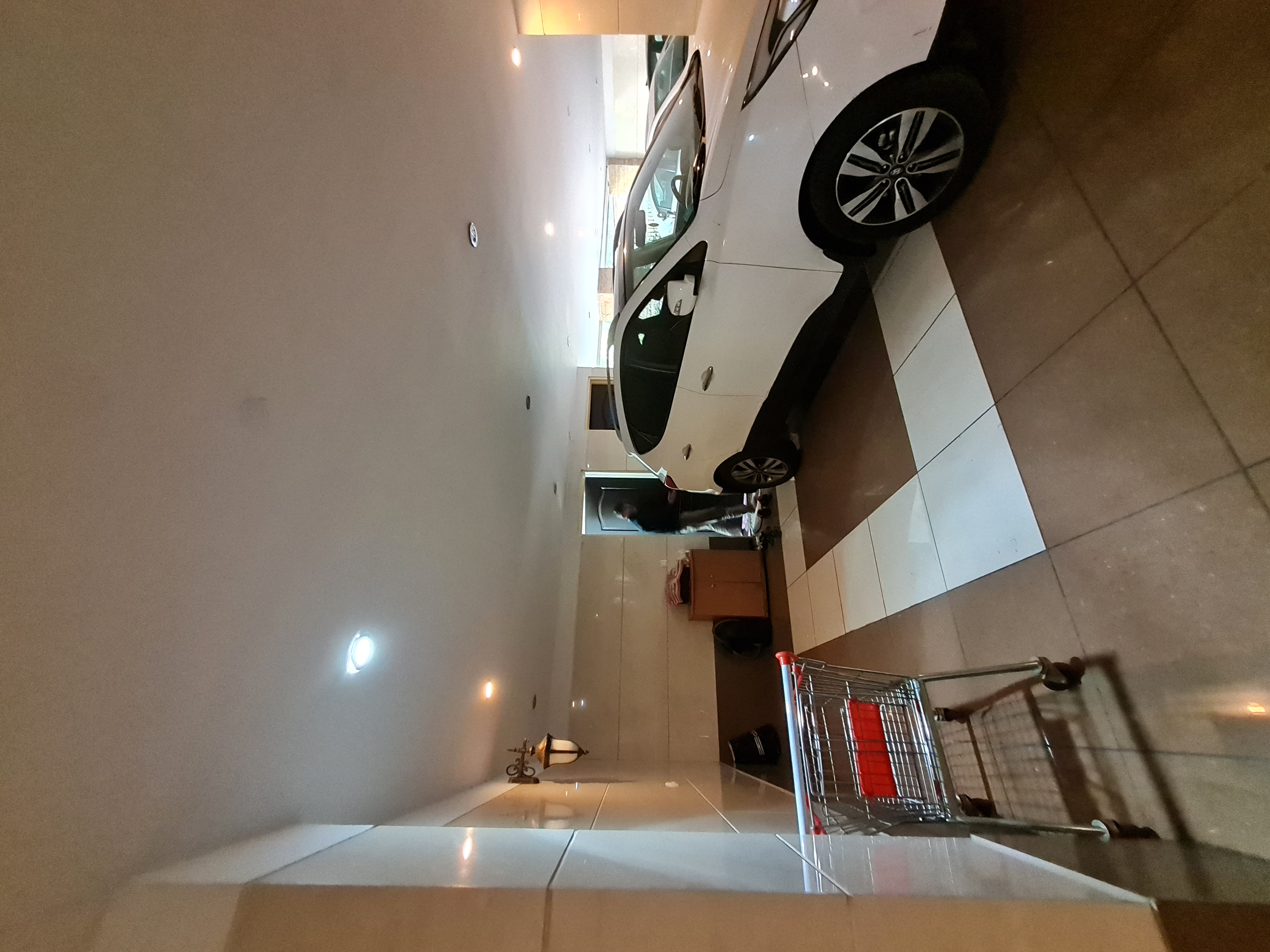 فروش آپارتمان 85 متر تاپ لوکیشن دیباجی