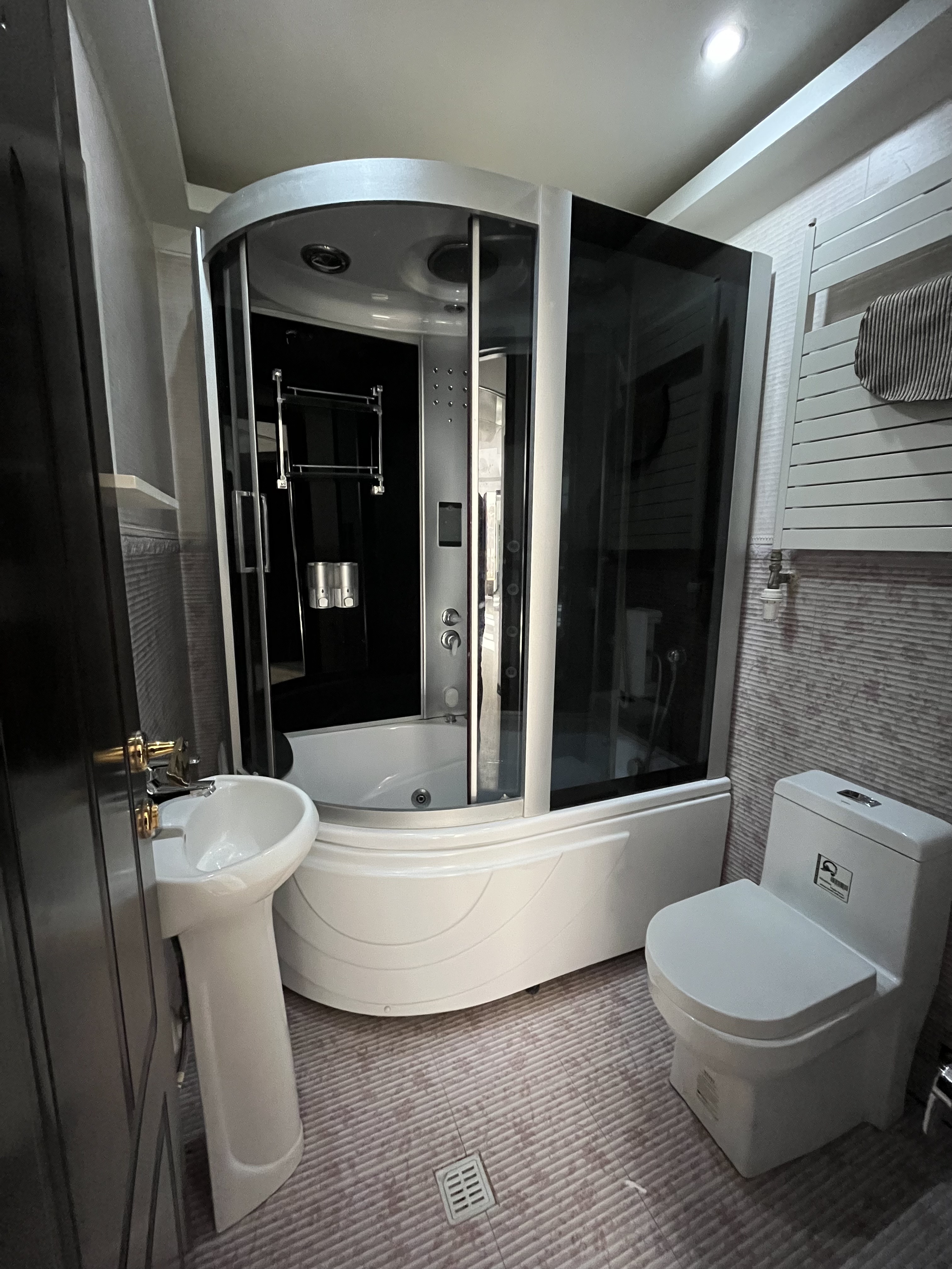 فروش آپارتمان 100متر نیاوران 2خواب