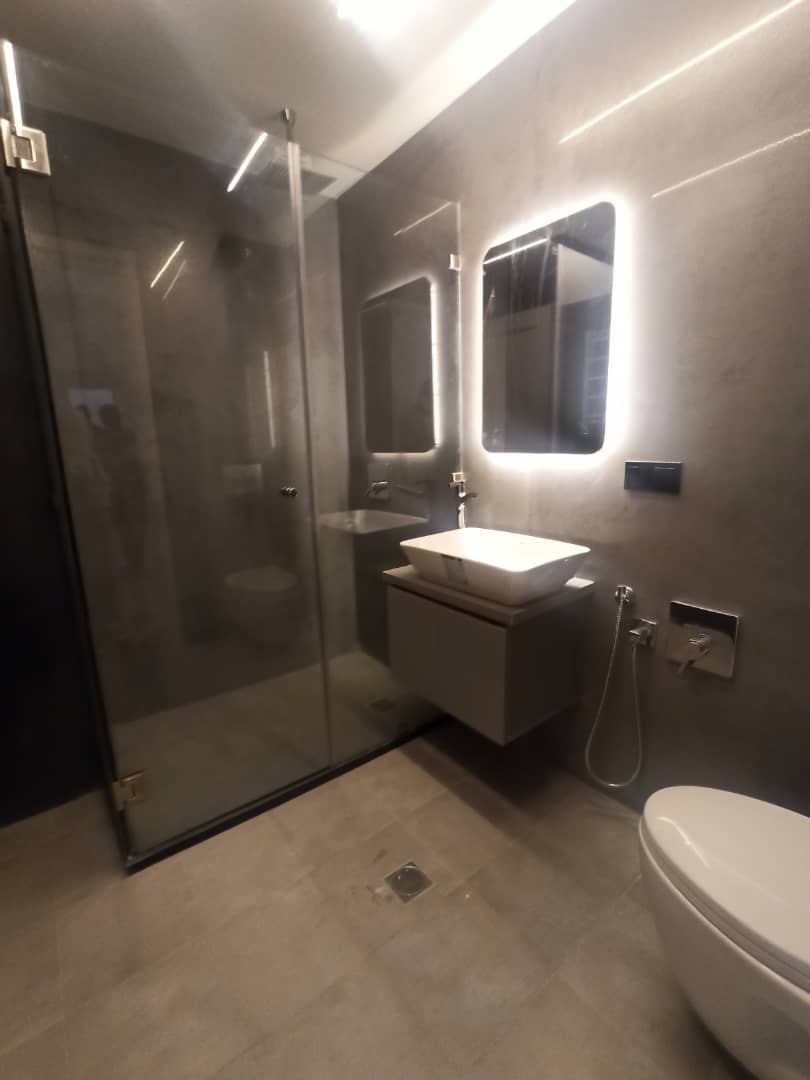 فروش آپارتمان 200 متر فرمانیه دید و ویو لوکیشن