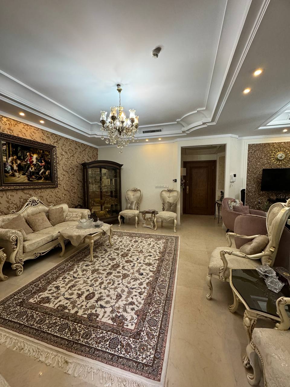 فروش آپارتمان 125متر نیاوران گلسنگ