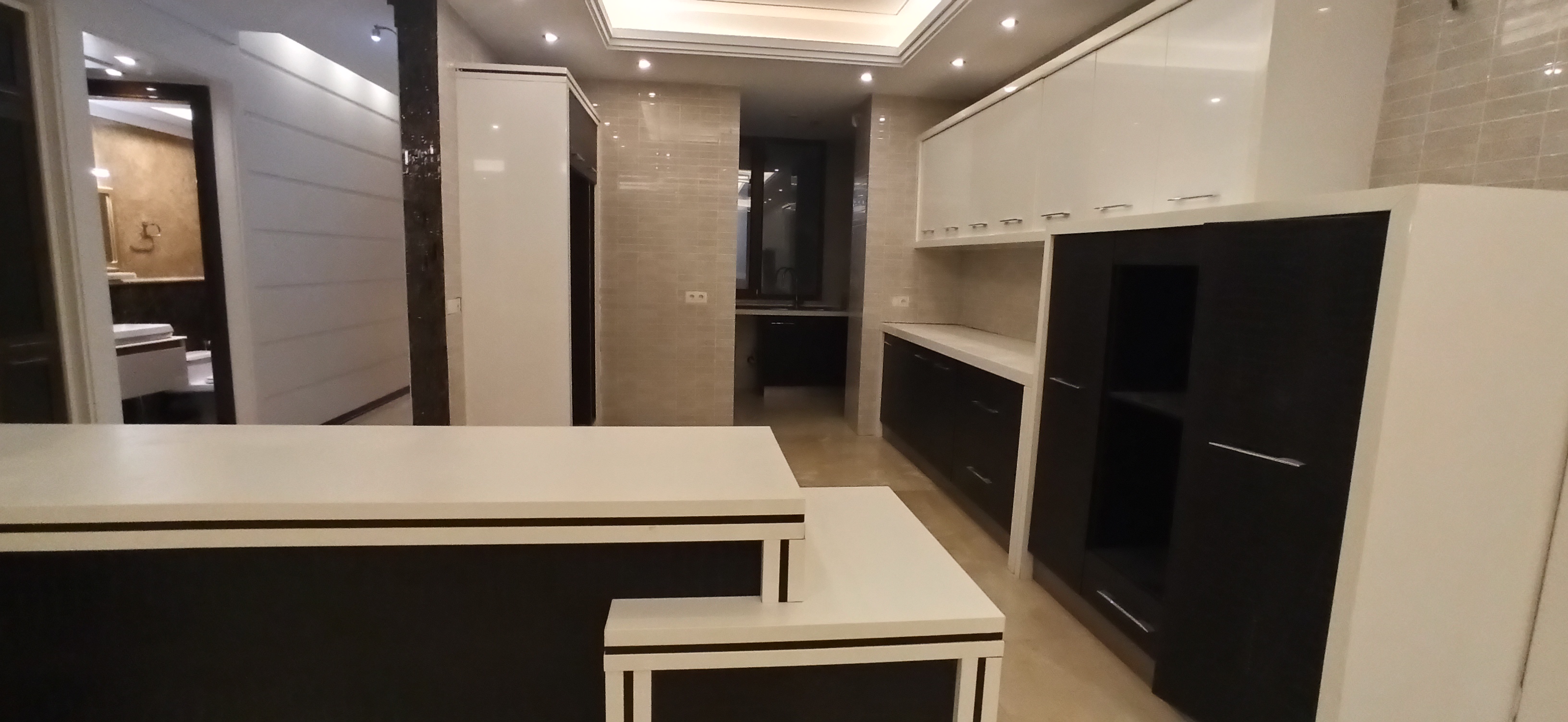 اجاره آپارتمان 280 متری در نیاوران