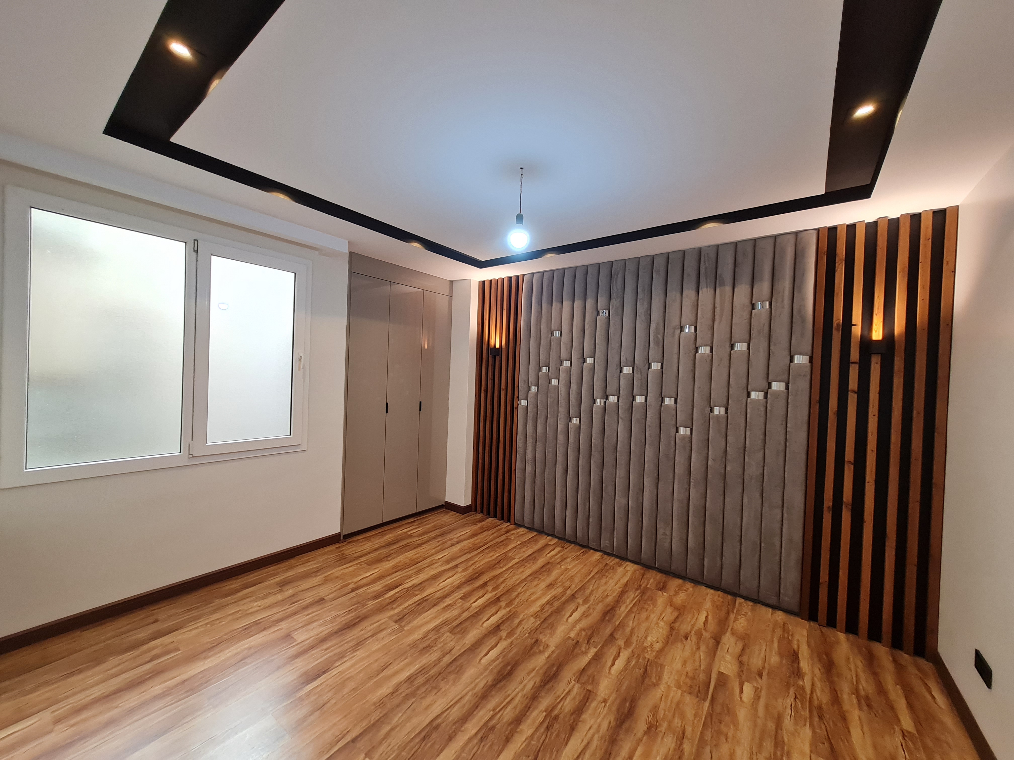 فروش آپارتمان 140 متر تاپ لوکیشن فرمانیه شرقی