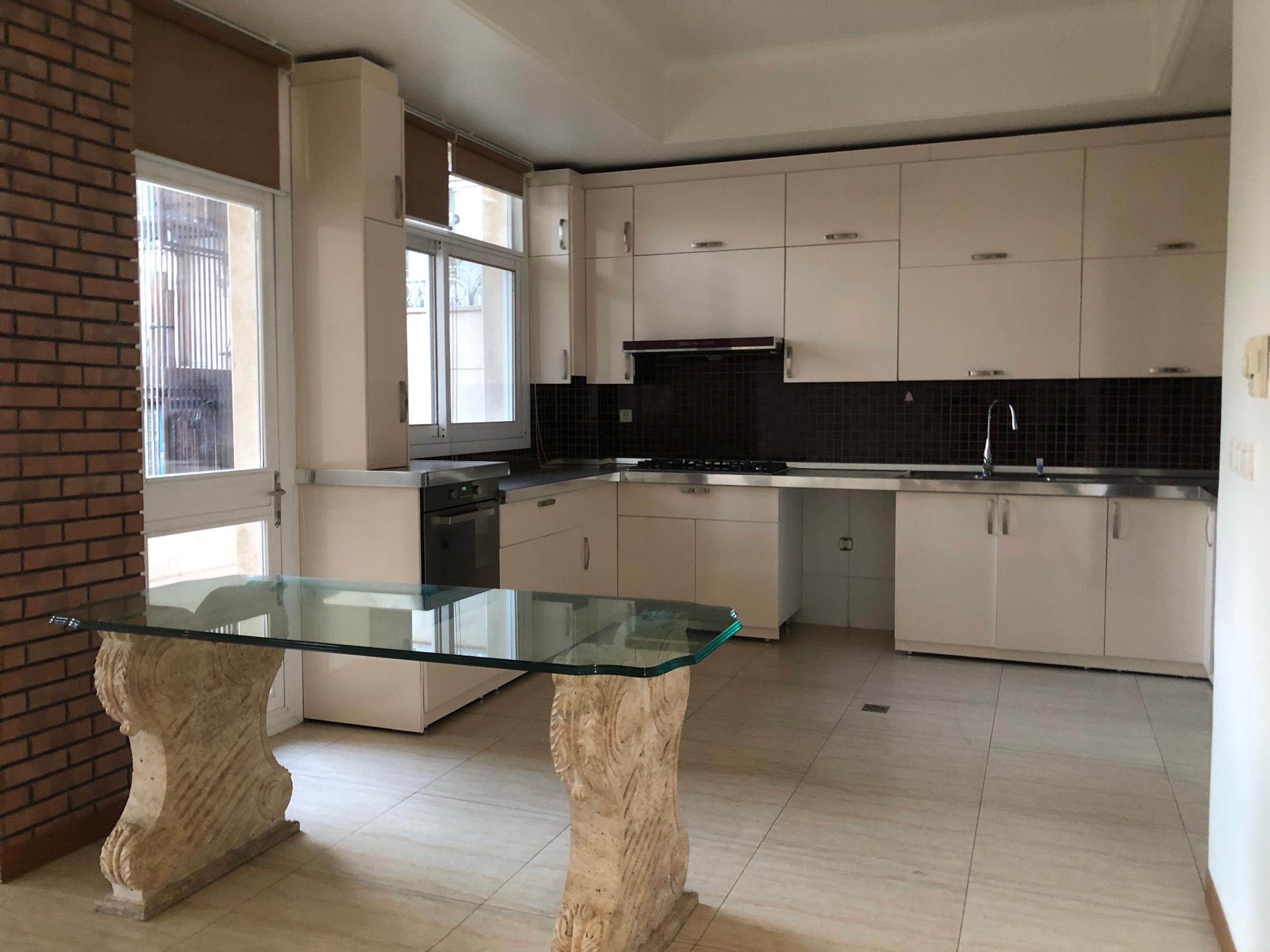 فروش آپارتمان 170متر فرمانیه 3خواب