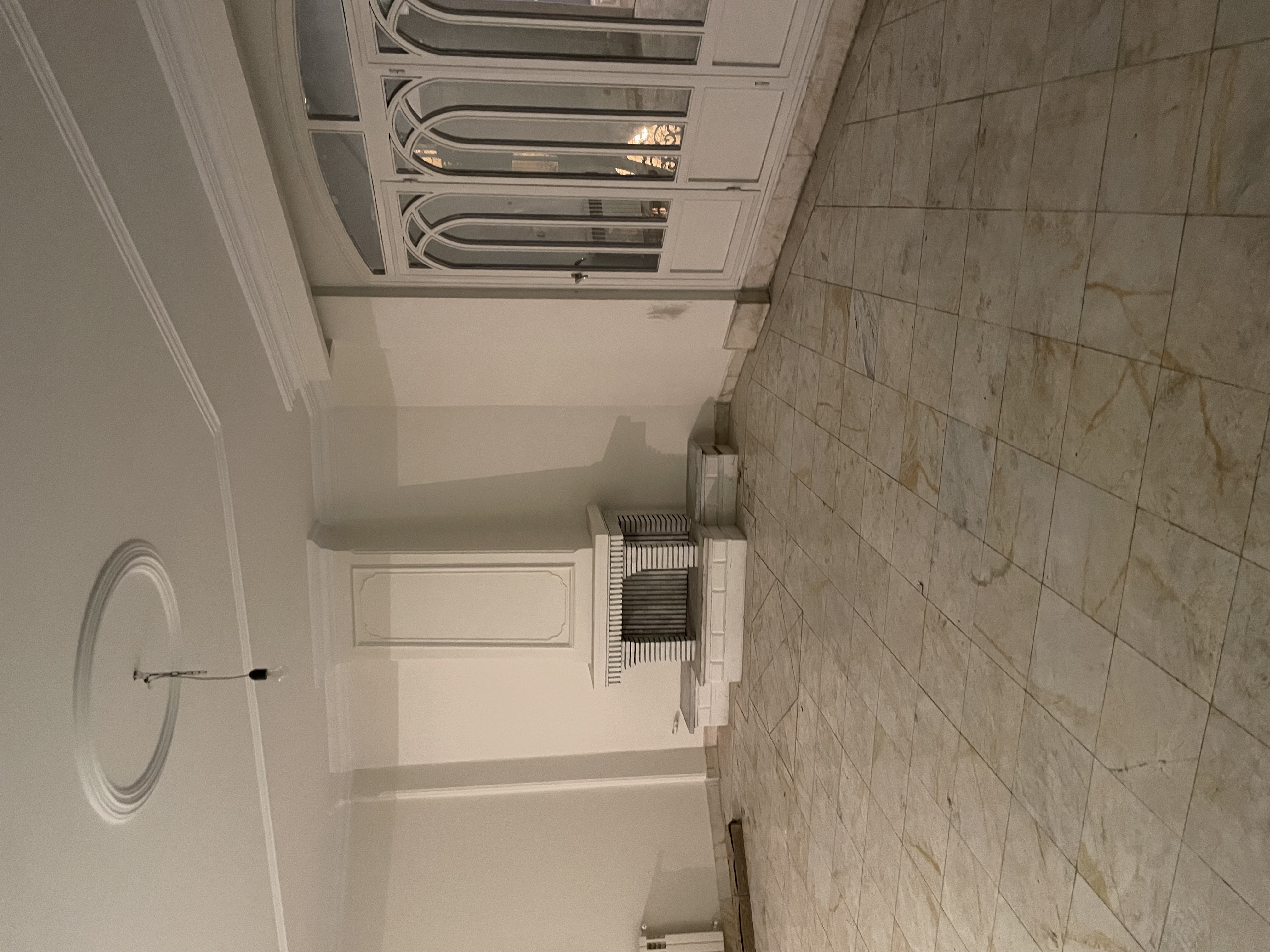 فروش آپارتمان 135 متر نیاوران گل سنگ