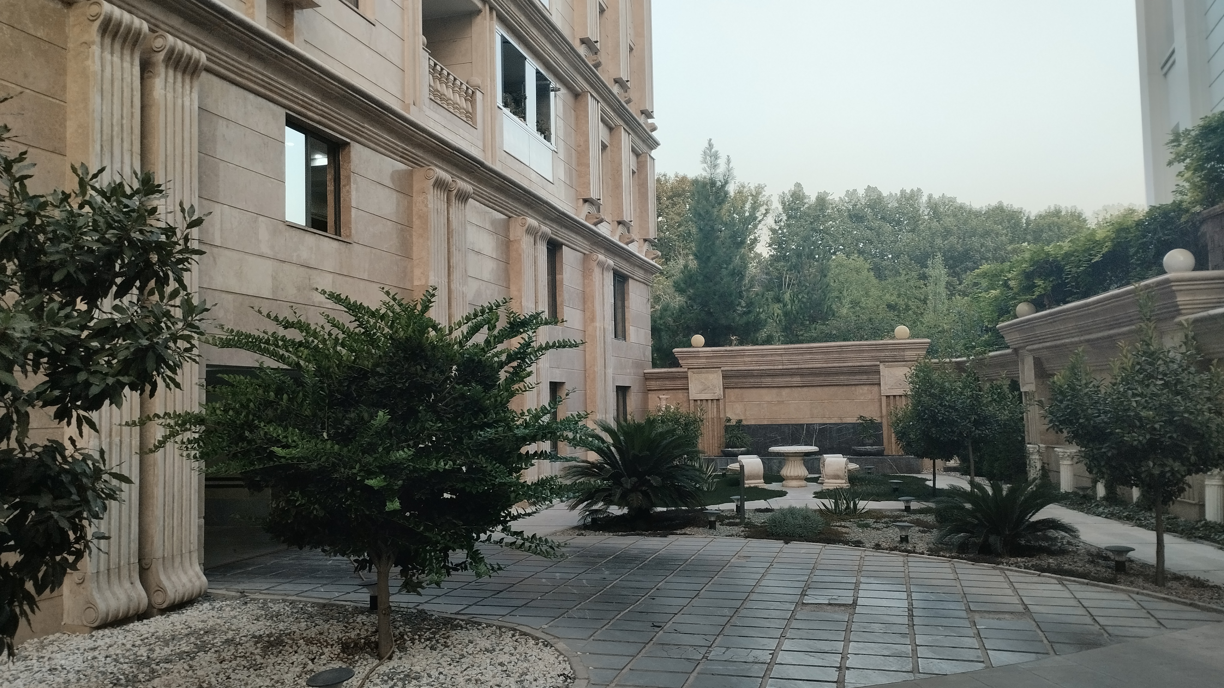 فروش آپارتمان 230 متر جمشیدیه 3 خواب 2 پارکینگ سندی فول مشاعات