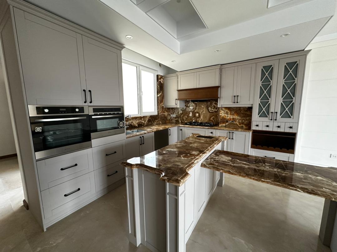 فروش آپارتمان 155 متر جهانتاب رو به آفتاب تاپ لوکیشن