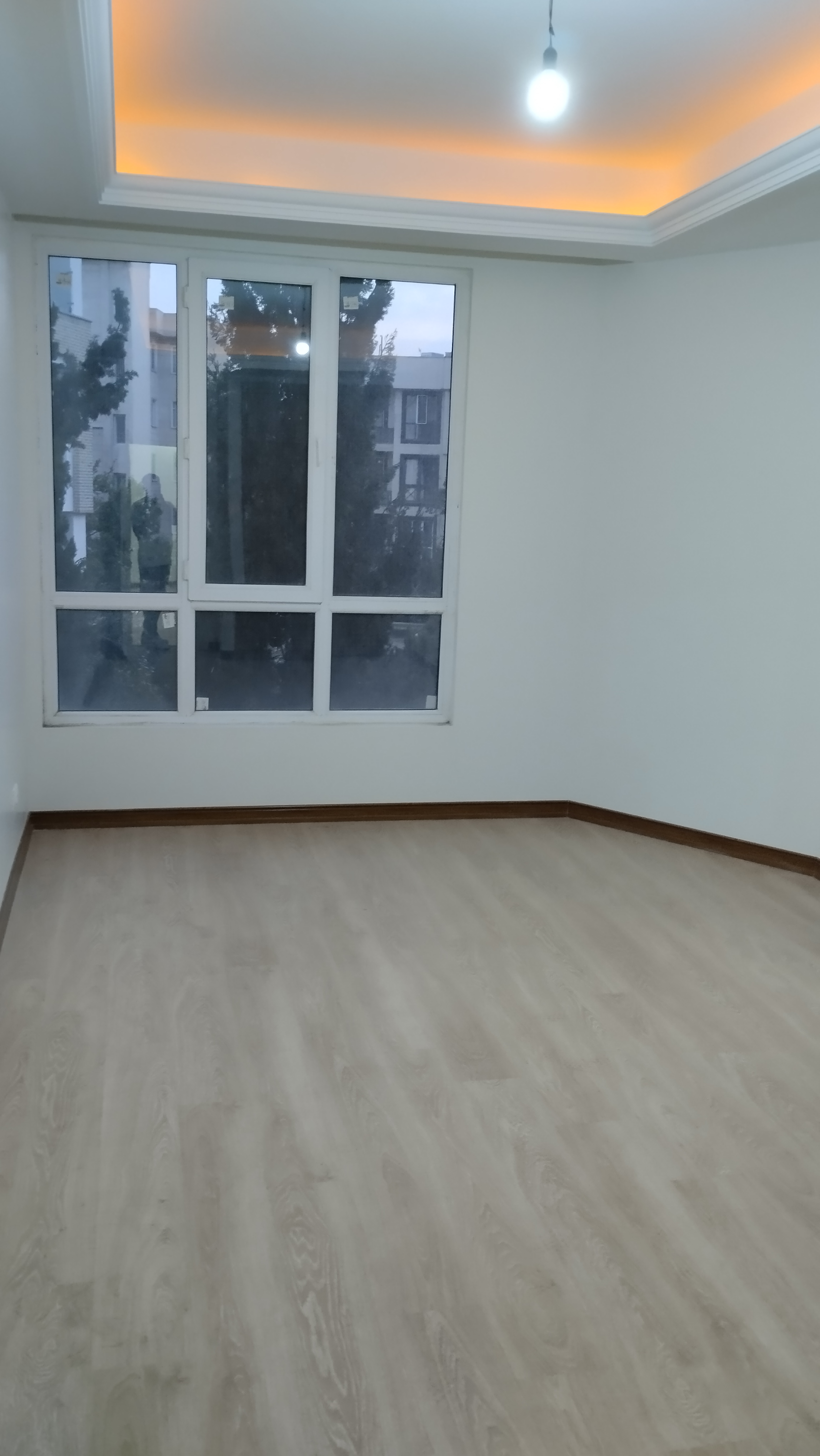فروش آپارتمان 200 متر نیاوران 3 خواب فول امکانات آبکوه