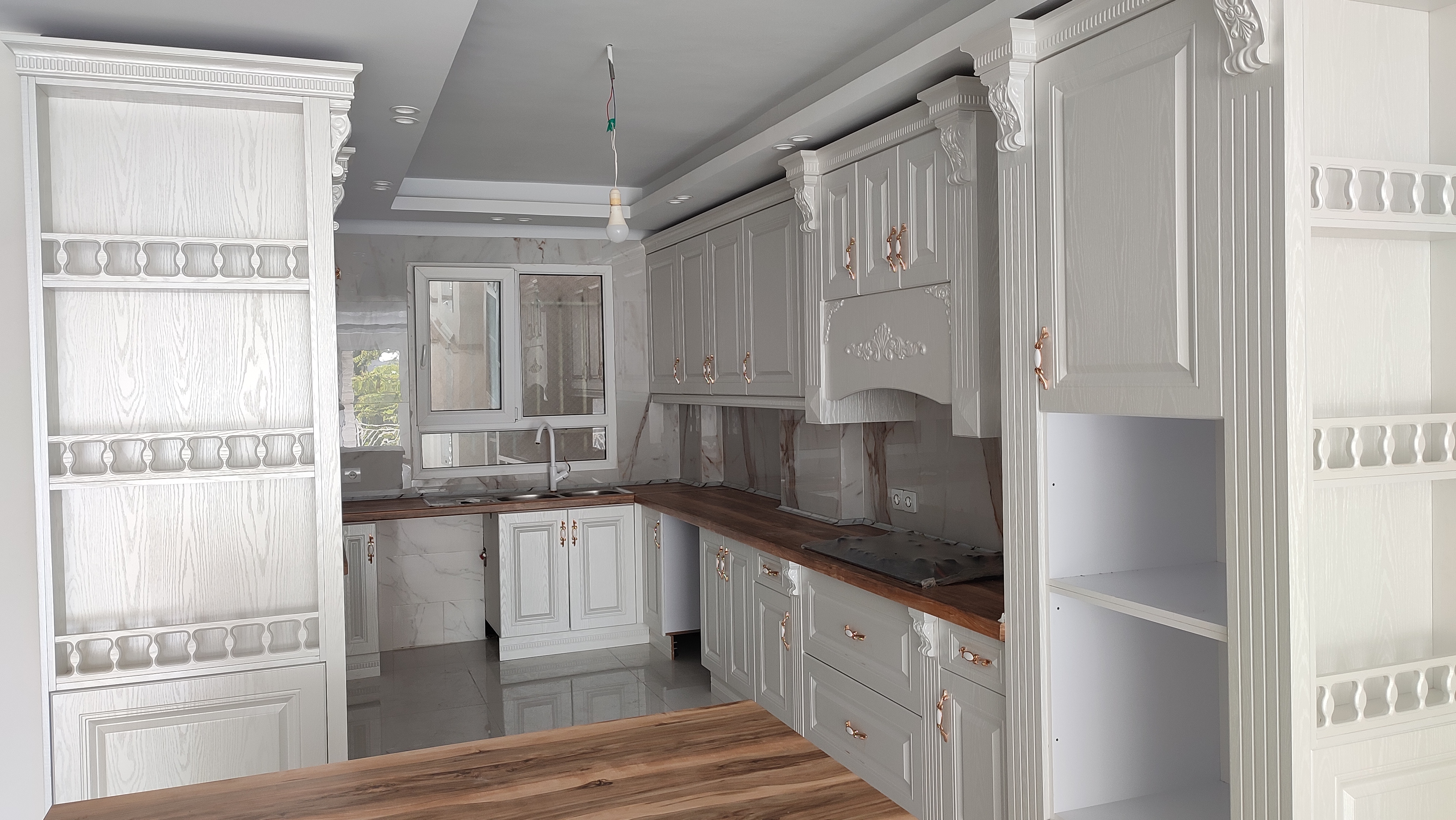 فروش آپارتمان  95متر دولت کلید نخورده دو جهت نور بالکن دار