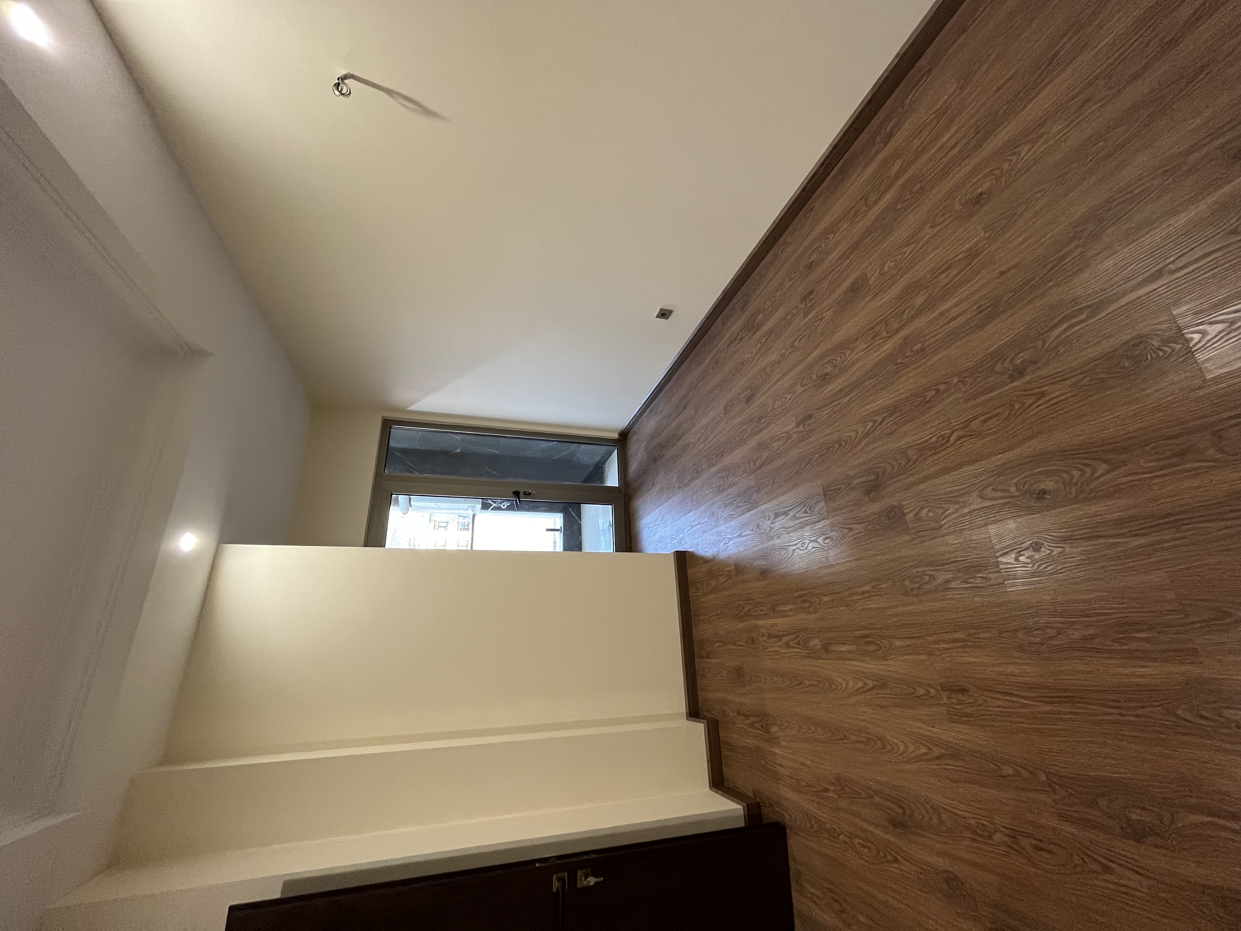 فروش آپارتمان 130 متر سه خوابه نوساز در دیباجی