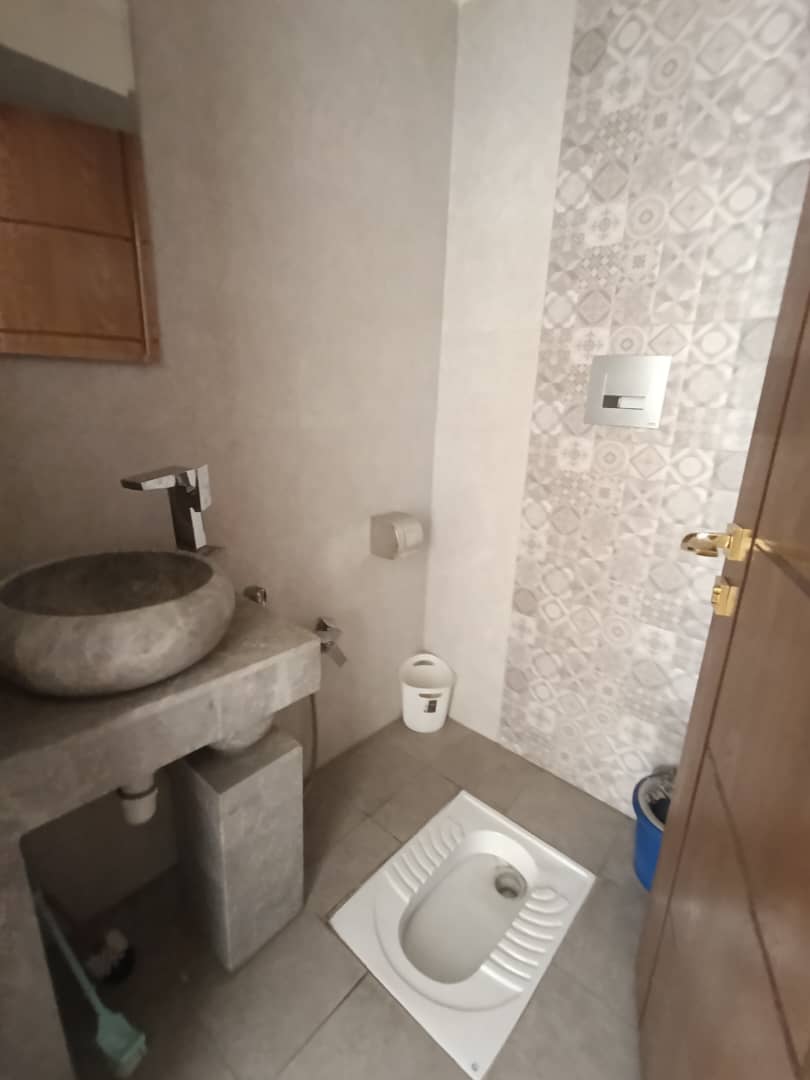 اجاره اداری 90متر  پاسداران