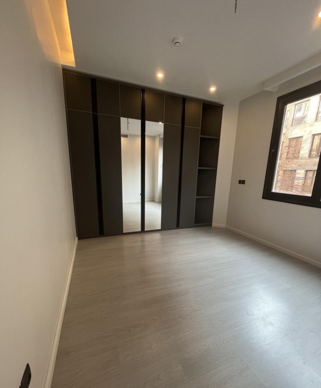 اجاره آپارتمان 160 متری در نیاوران