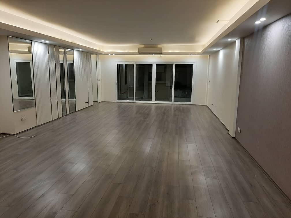 فروش آپارتمان 174 متر دروس کماسایی فول مشاعات آبی حیاط اختصاصی