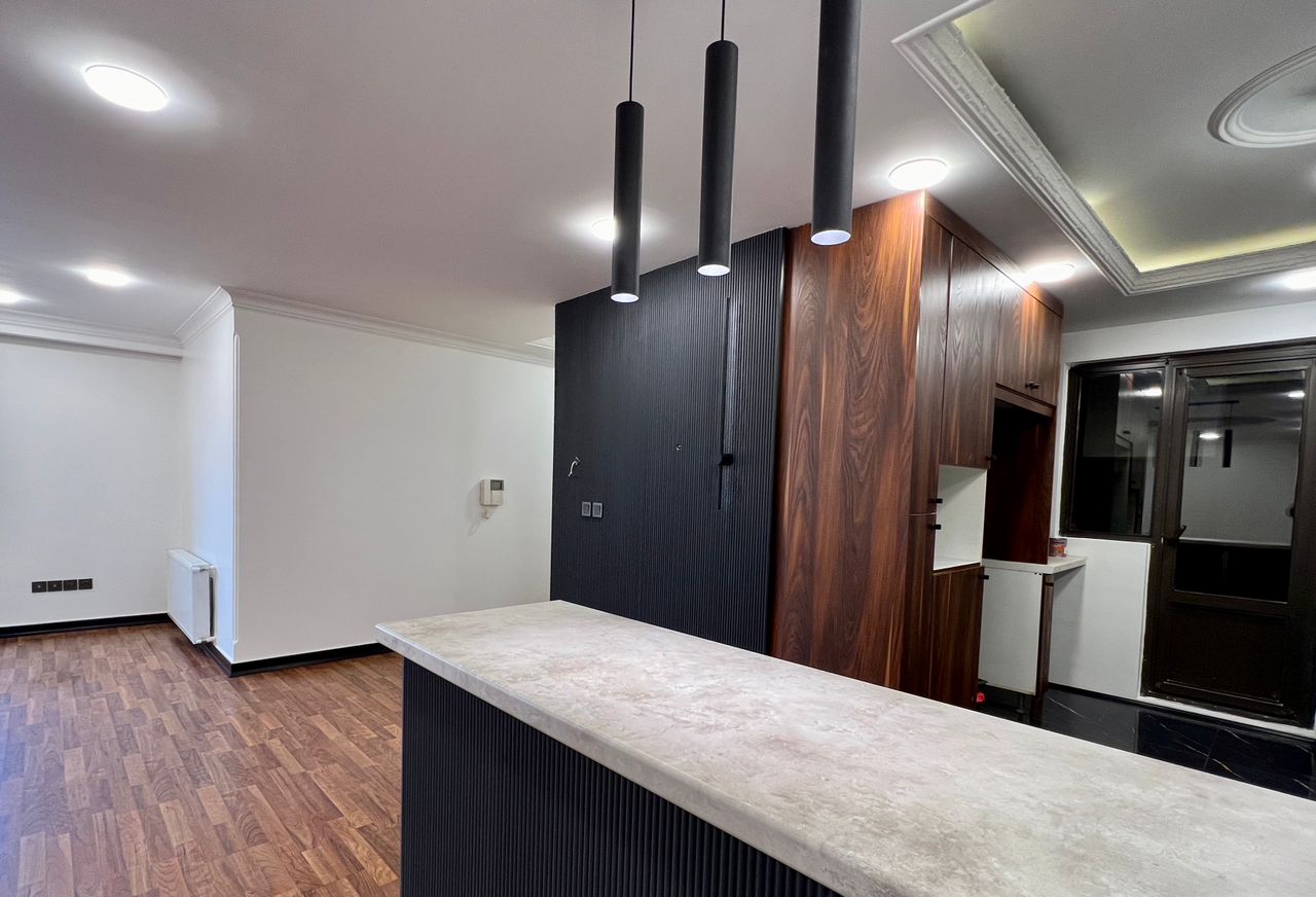 فروش آپارتمان 133متر اختیاریه بازسازی شده