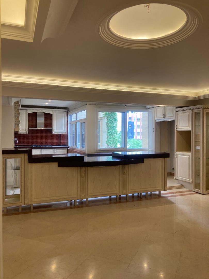 اجاره آپارتمان 140متر دروس تاپ لوکیشن