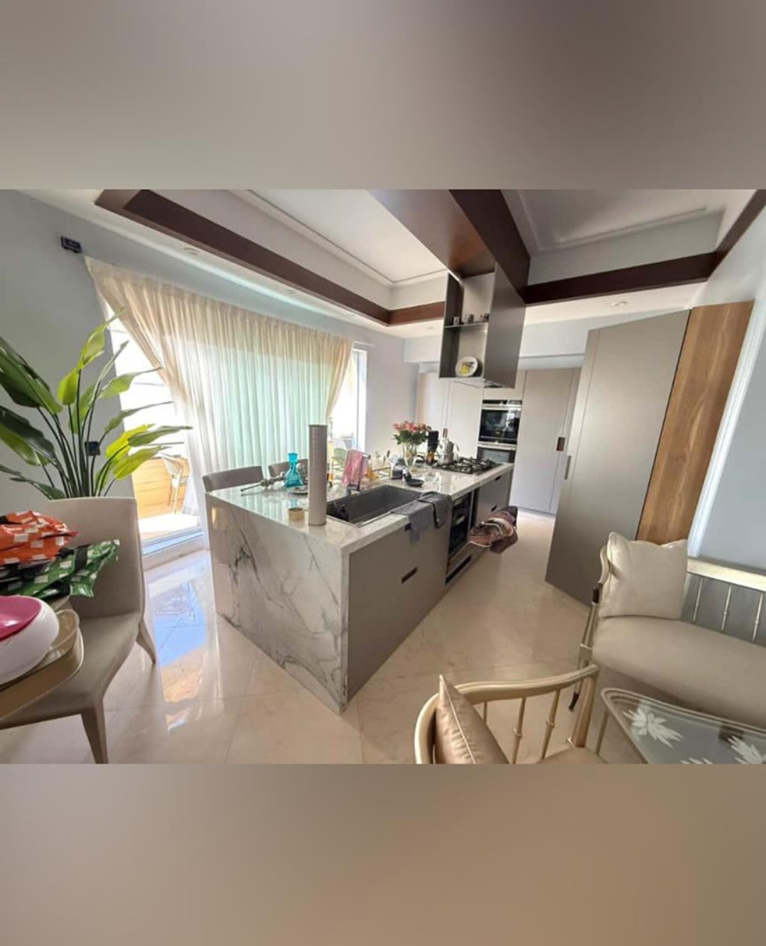 فروش آپارتمان 230متر منظریه بدون مشرف دید باز