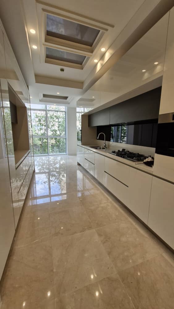 اجاره آپارتمان 160متر فرمانیه تاپ لوکیشن