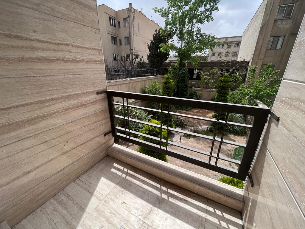 فروش آپارتمان 190 متر نیاوران  بازسازی شده دارای قدرالسهم