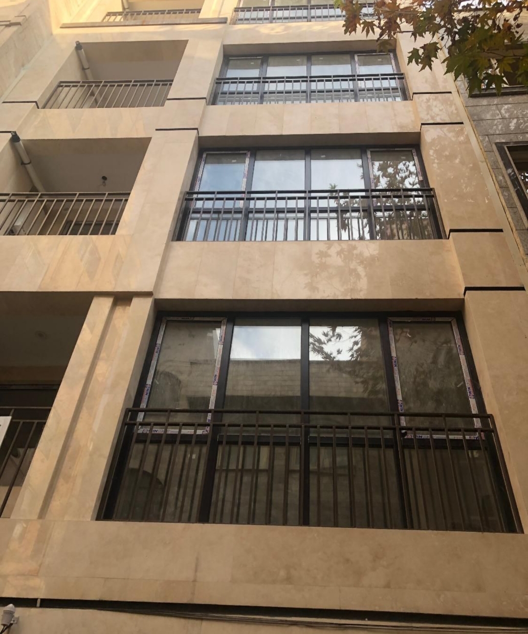اجاره آپارتمان 103 متر فدک 2 خواب