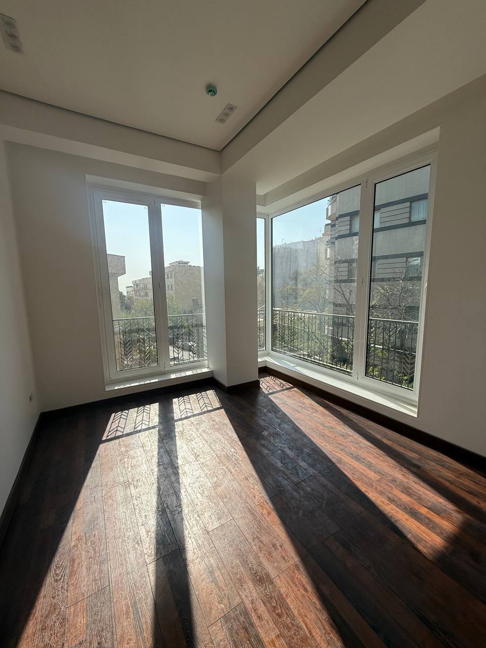 اجاره آپارتمان 210متر نیاوران مدرن مینیمال تاپ لوکیشن