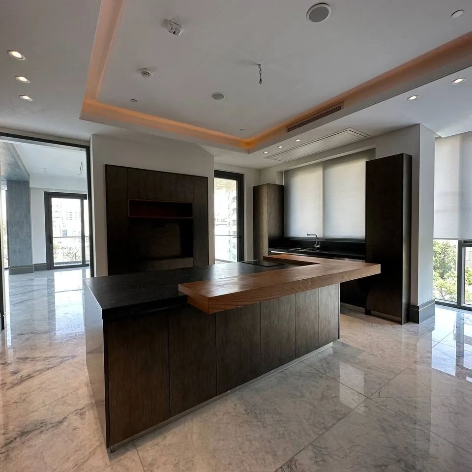 اجاره آپارتمان 330متر فرمانیه 4خواب ویو شهر
