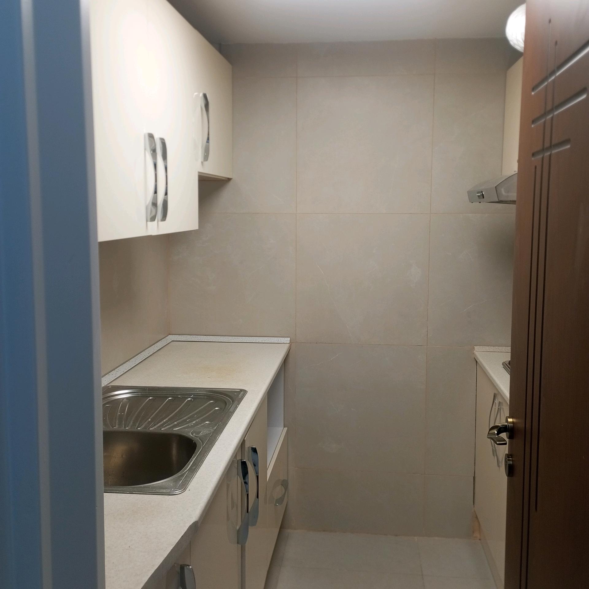 اجاره آپارتمان 90 متر لاکچری بهترین منطقه پاسداران