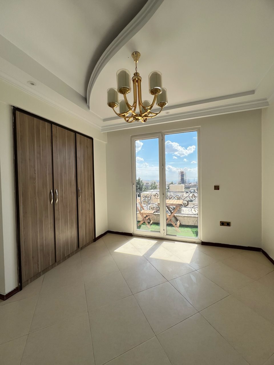 فروش آپارتمان 105 متر ازگل