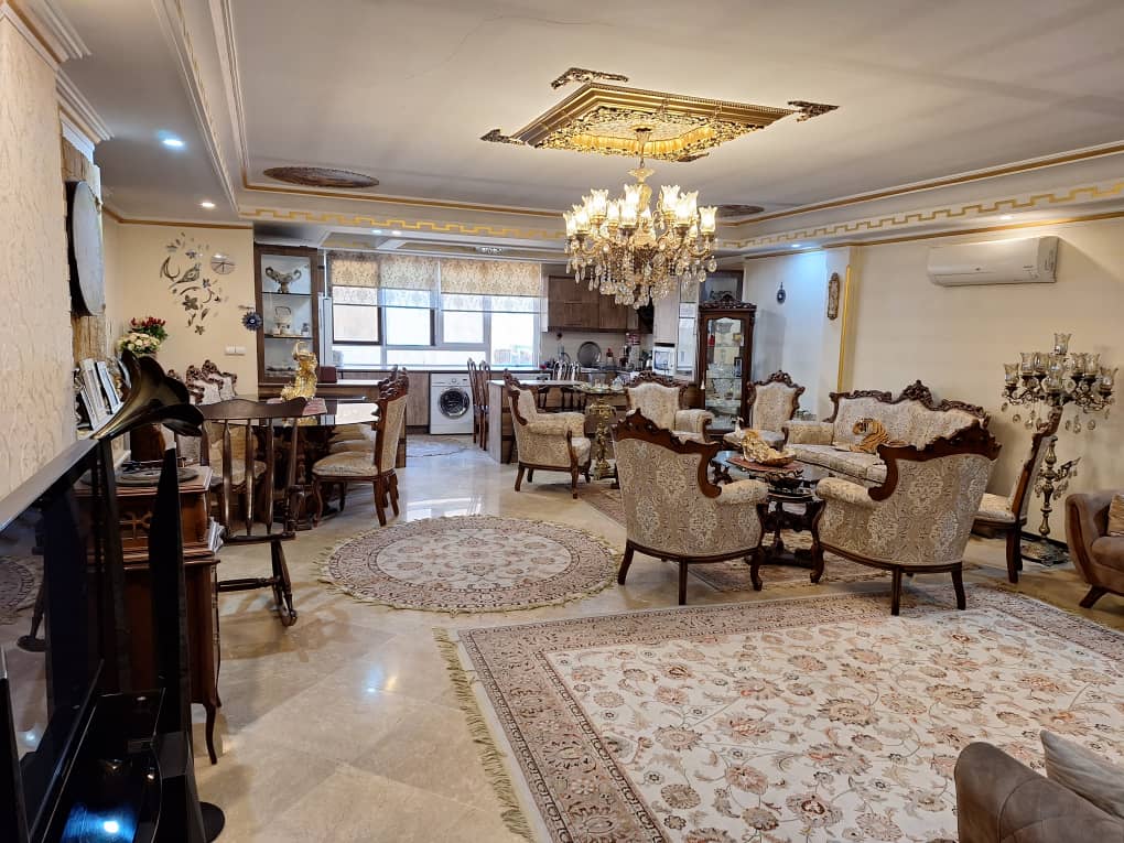 فروش آپارتمان 203متر فدک میدان 78 بر میدان