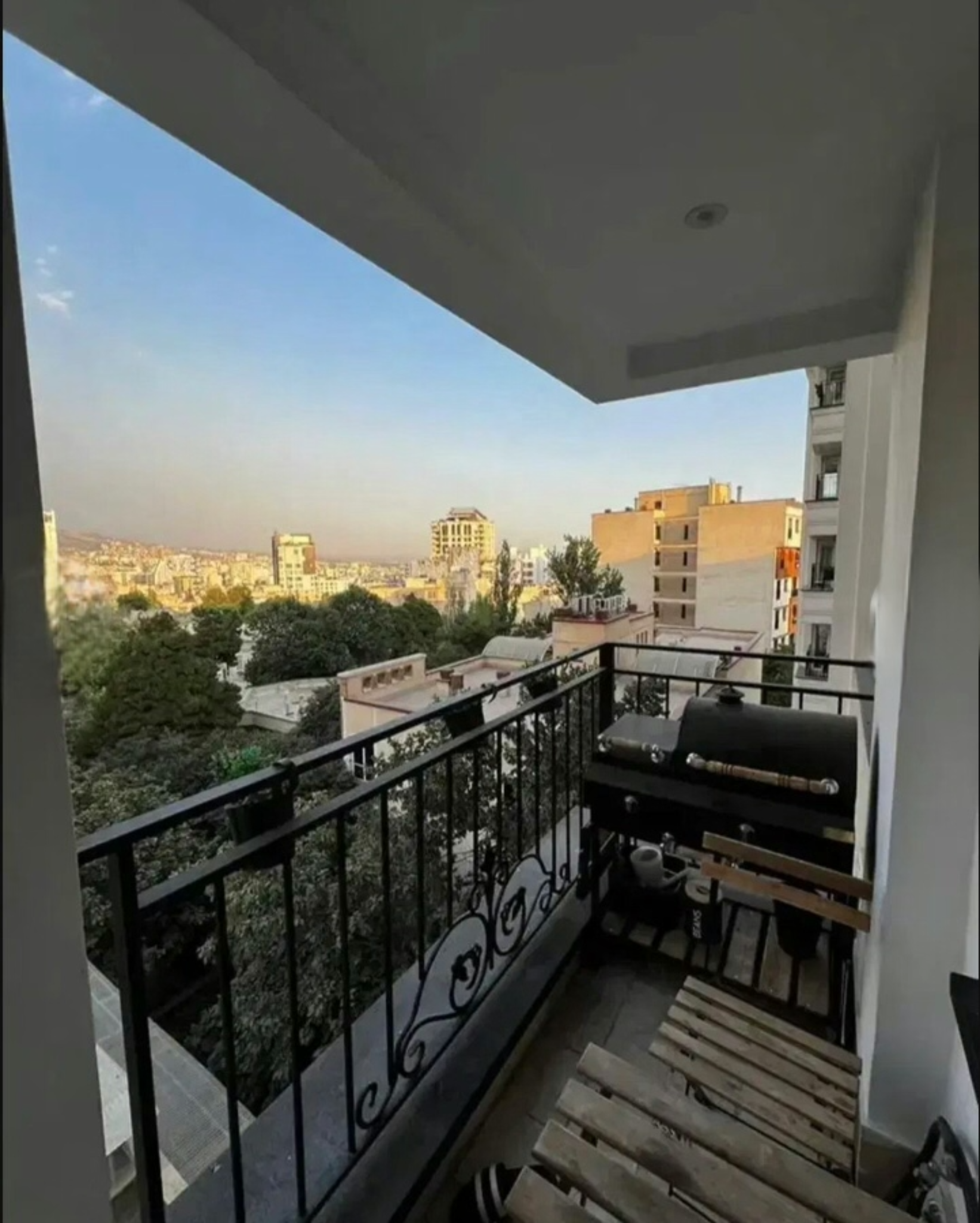 فروش آپارتمان 100 متر قیطریه  بازسازی شده  ویو رویایی