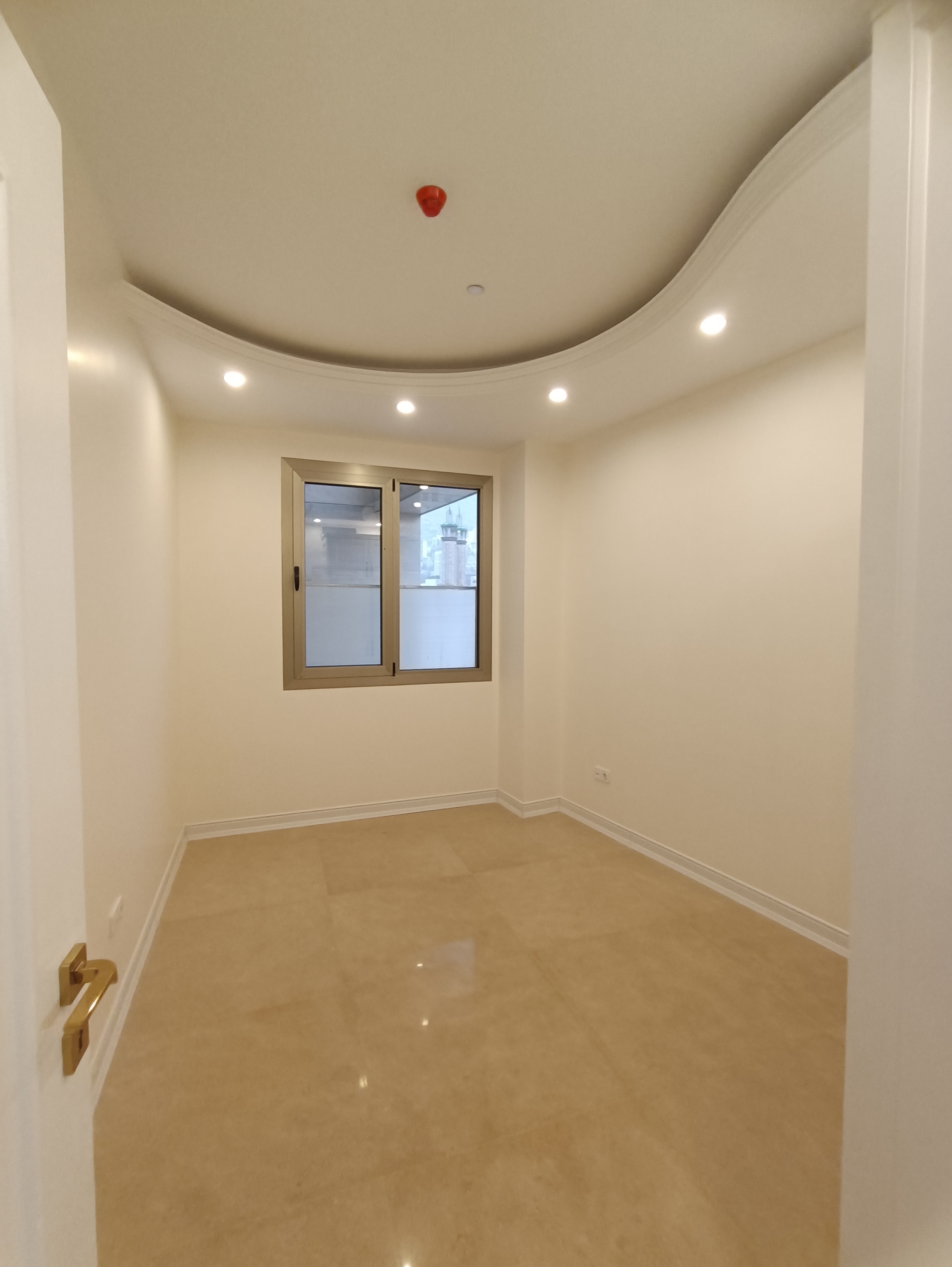 اجاره اپارتمان 120مترنیاوران 2خوابه