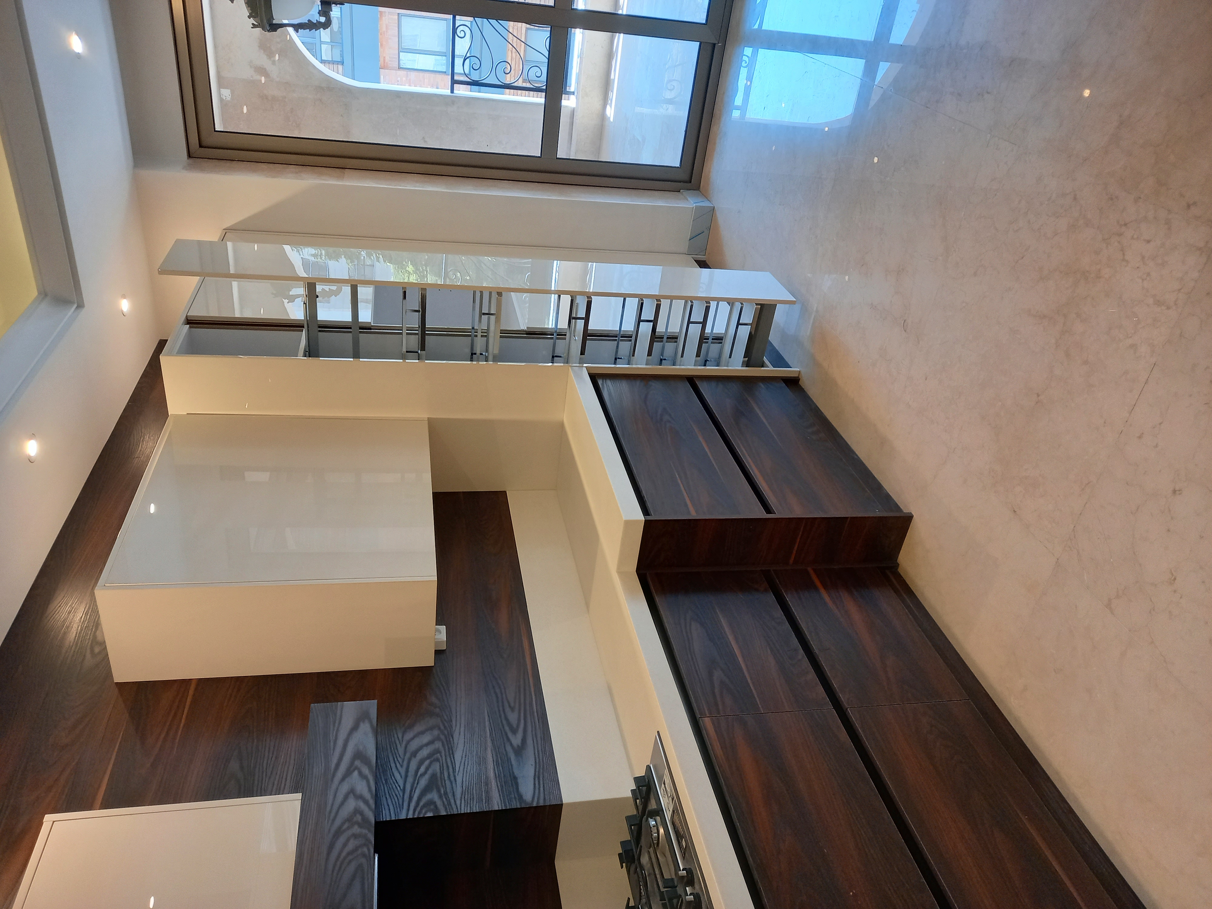 فروش آپارتمان 230 متر فرمانیه تکواحد نور و نقشه لوکیشن ارتفاع سقف