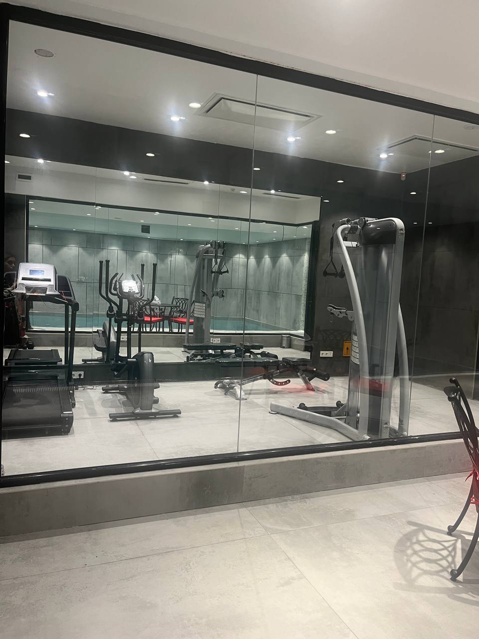 اجاره آپارتمان 330 متر کامرانیه