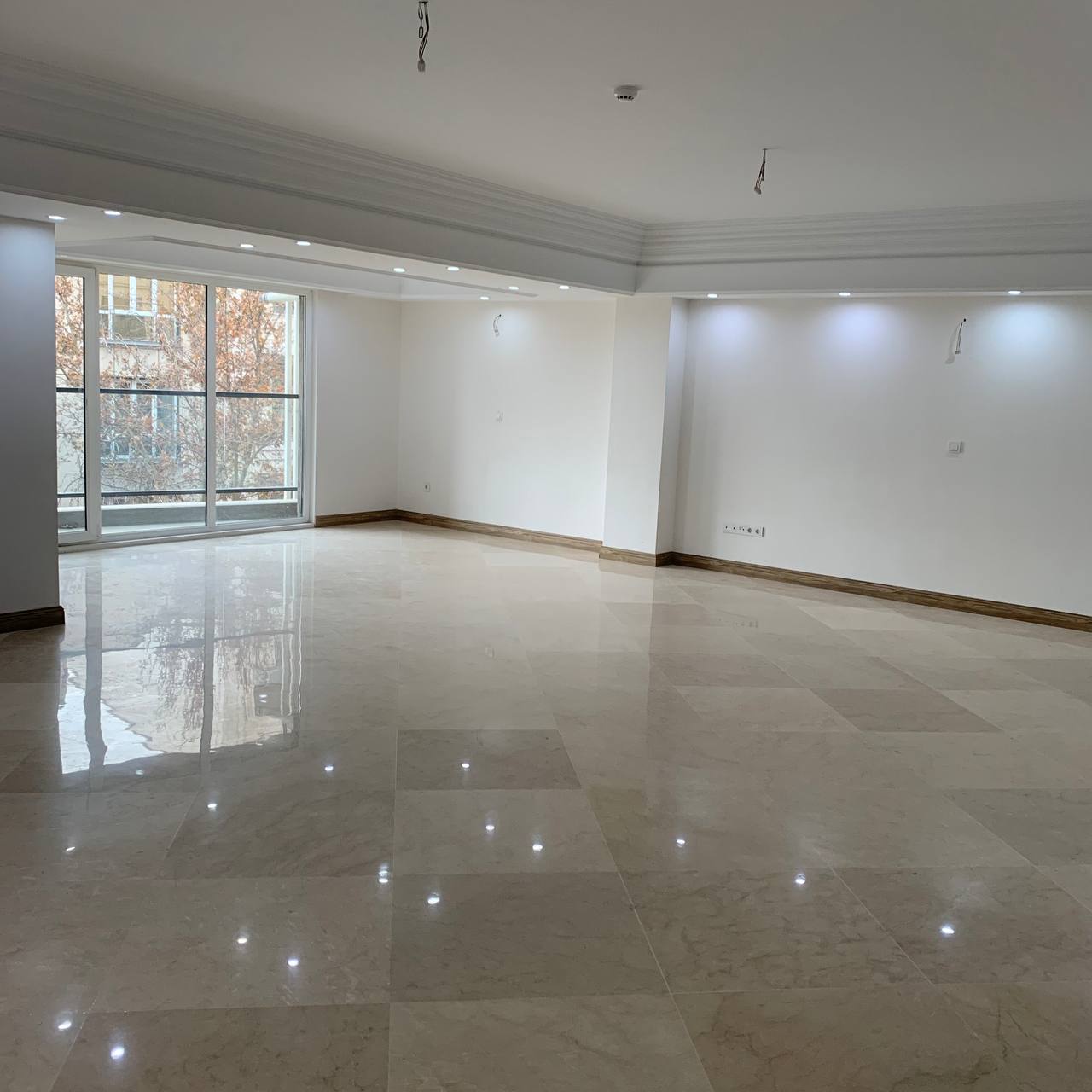 اجاره آپارتمان 190 متری در نیاوران