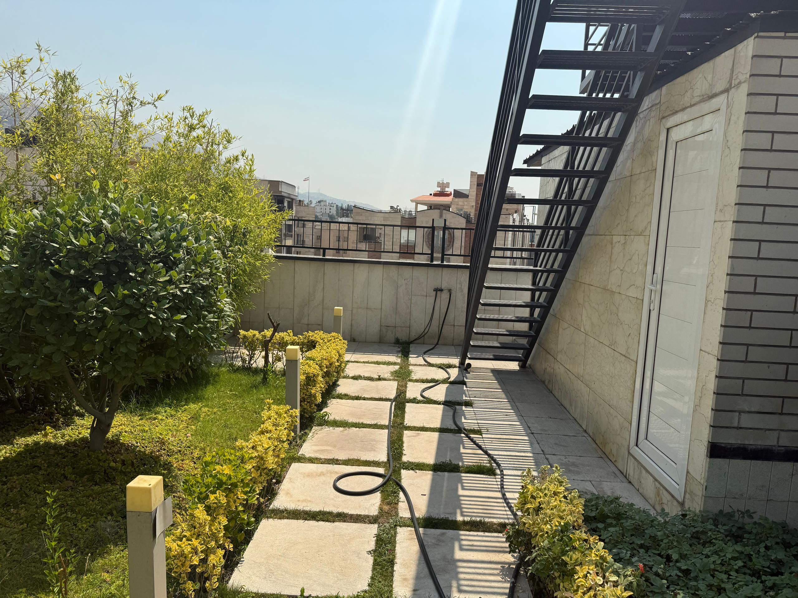 فروش آپارتمان125متری2پارکینگ فول مشاعات در فرمانیه