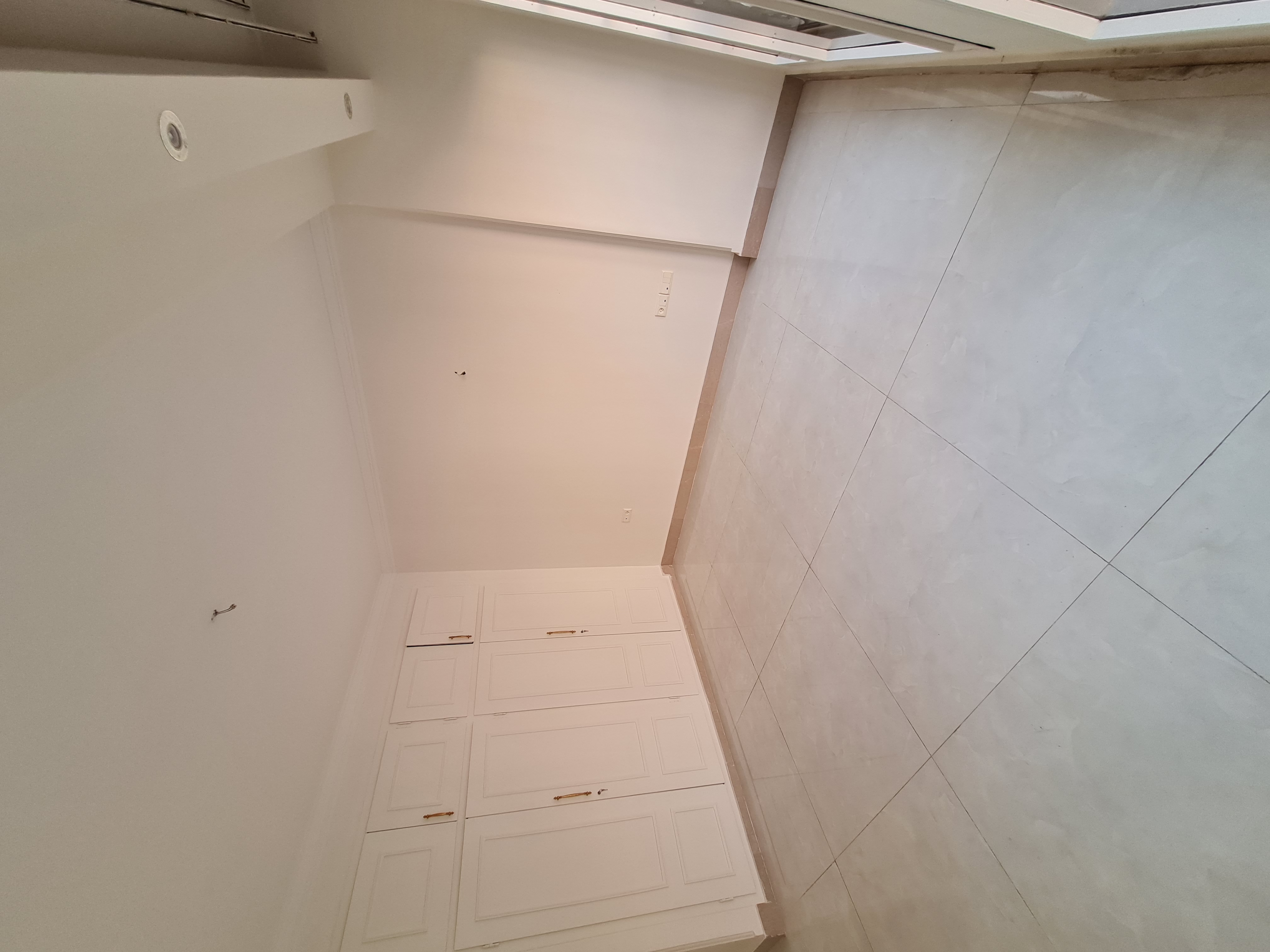 فروش‌ آپارتمان 165 متر تاپ لوکیشن کیکاووس