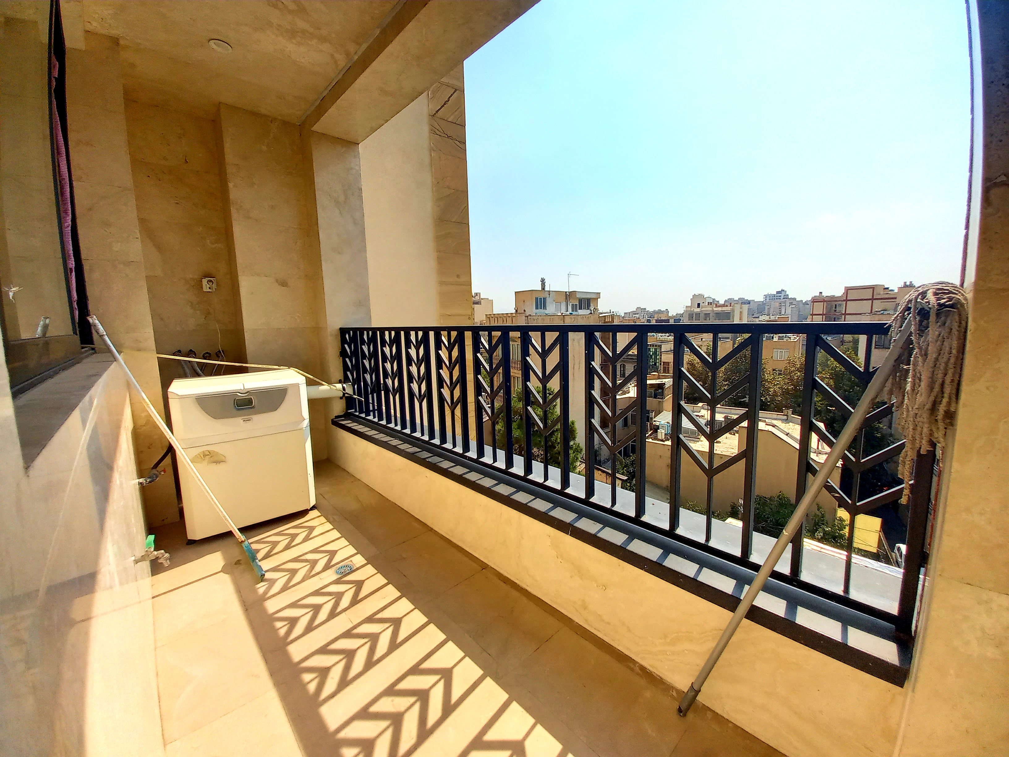 فروش آپارتمان در حکمت 186متر نوساز