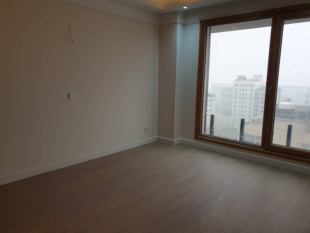 فروش آپارتمان 214 متر کامرانیه لوکیشن عالی ویو و مشرف به شهر