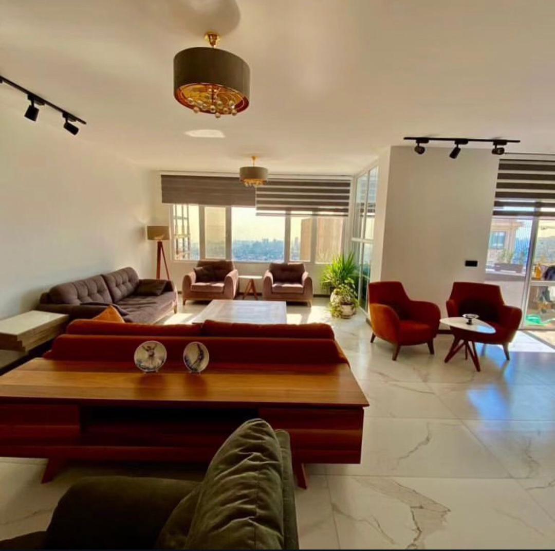 اجاره اپارتمان 250متری تاپ لوکیشن