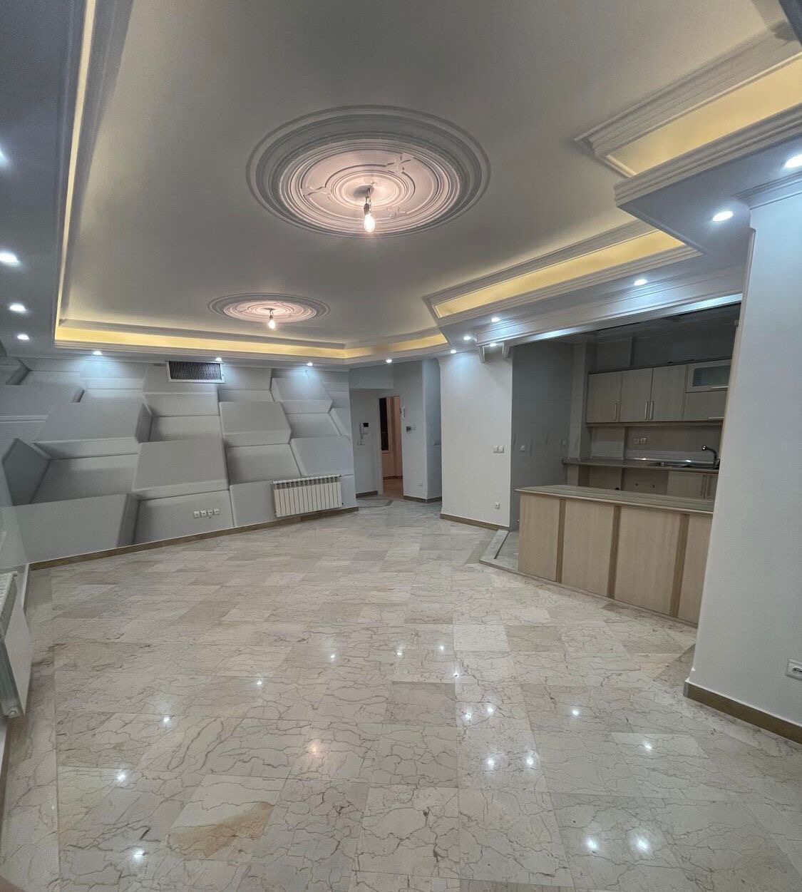 اجاره اپارتمان 95 متر مدائن 2 خواب فول