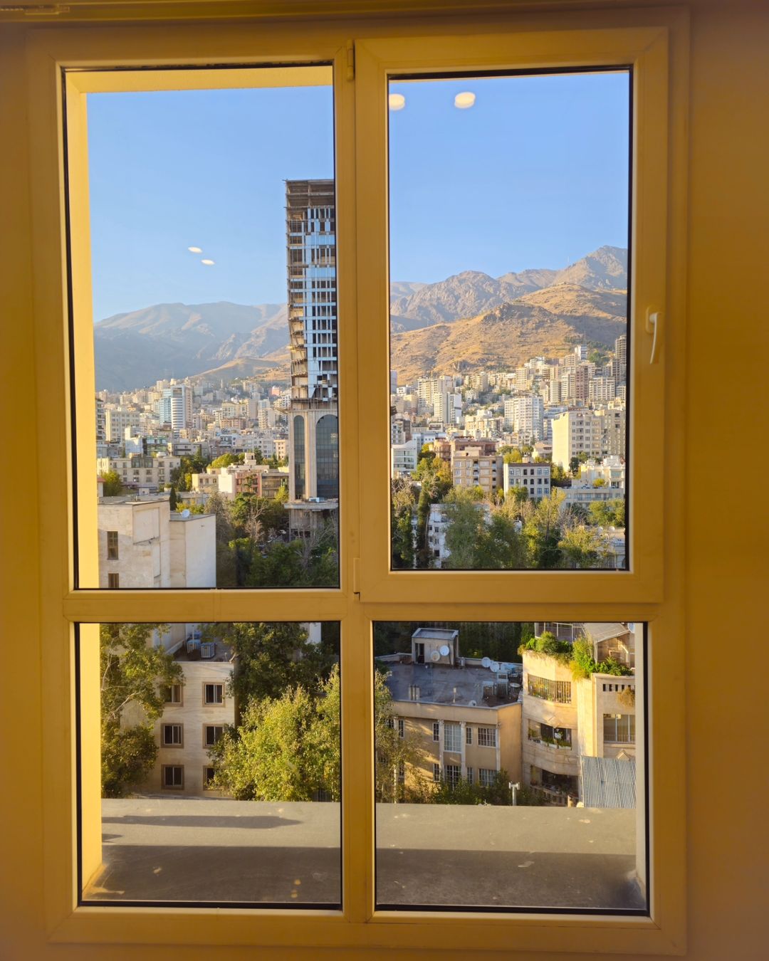 اجاره آپارتمان 240متر فرمانیه 3خواب فول مشاعات