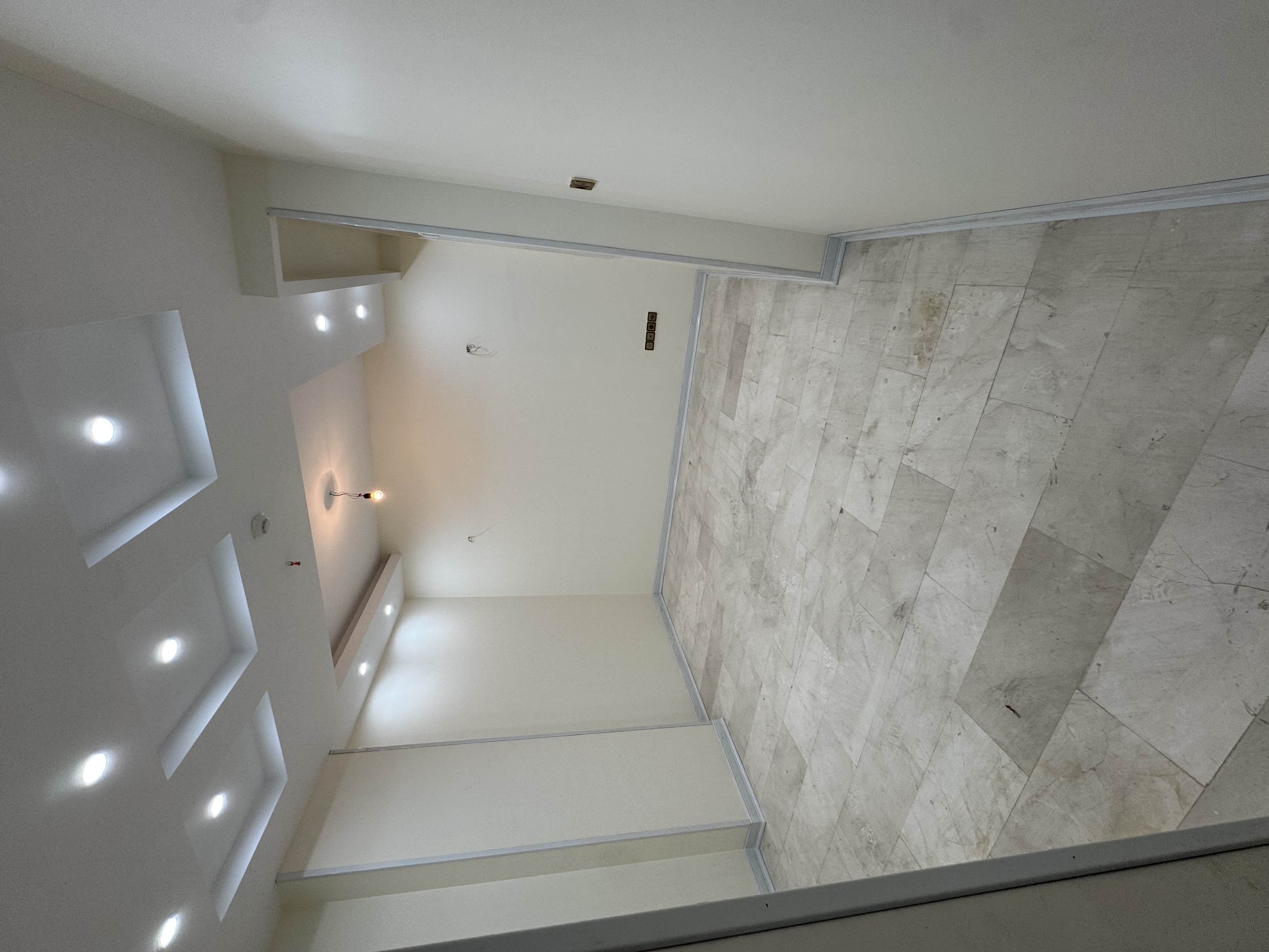 رهن اپارتمان 145 متری 2 خوابه کلید نخورده