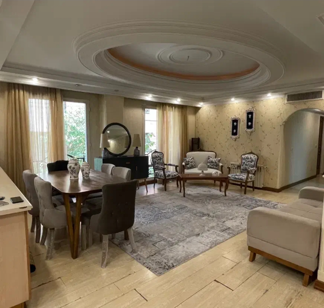 فروش آپارتمان در دزاشیب 140متر تاپ لوکیشن عمار