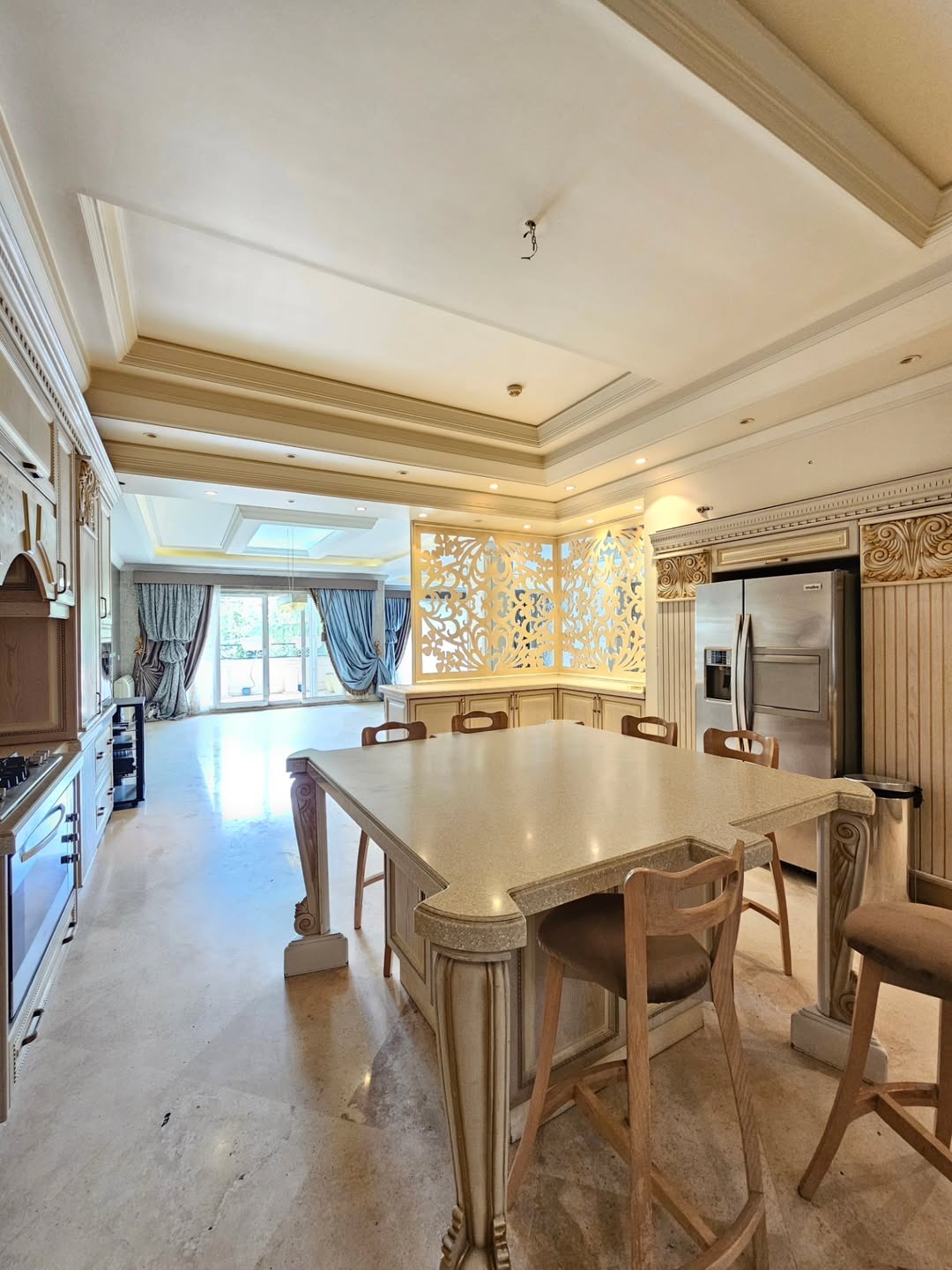 فروش آپارتمان 211متر کامرانیه تراس چیدمان